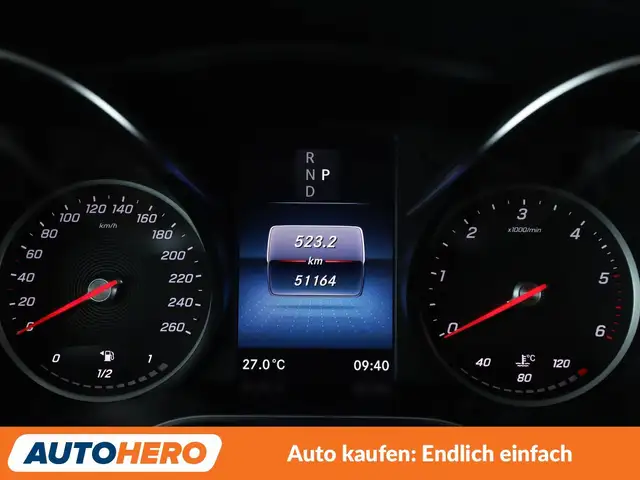 Mercedes-Benz V-Class view 20