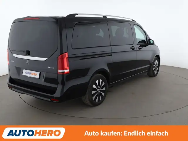 Mercedes-Benz V-Class view 6