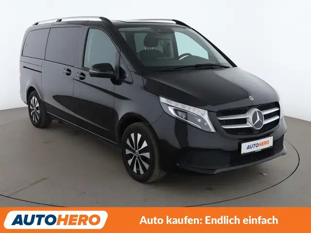 Mercedes-Benz V-Class view 8