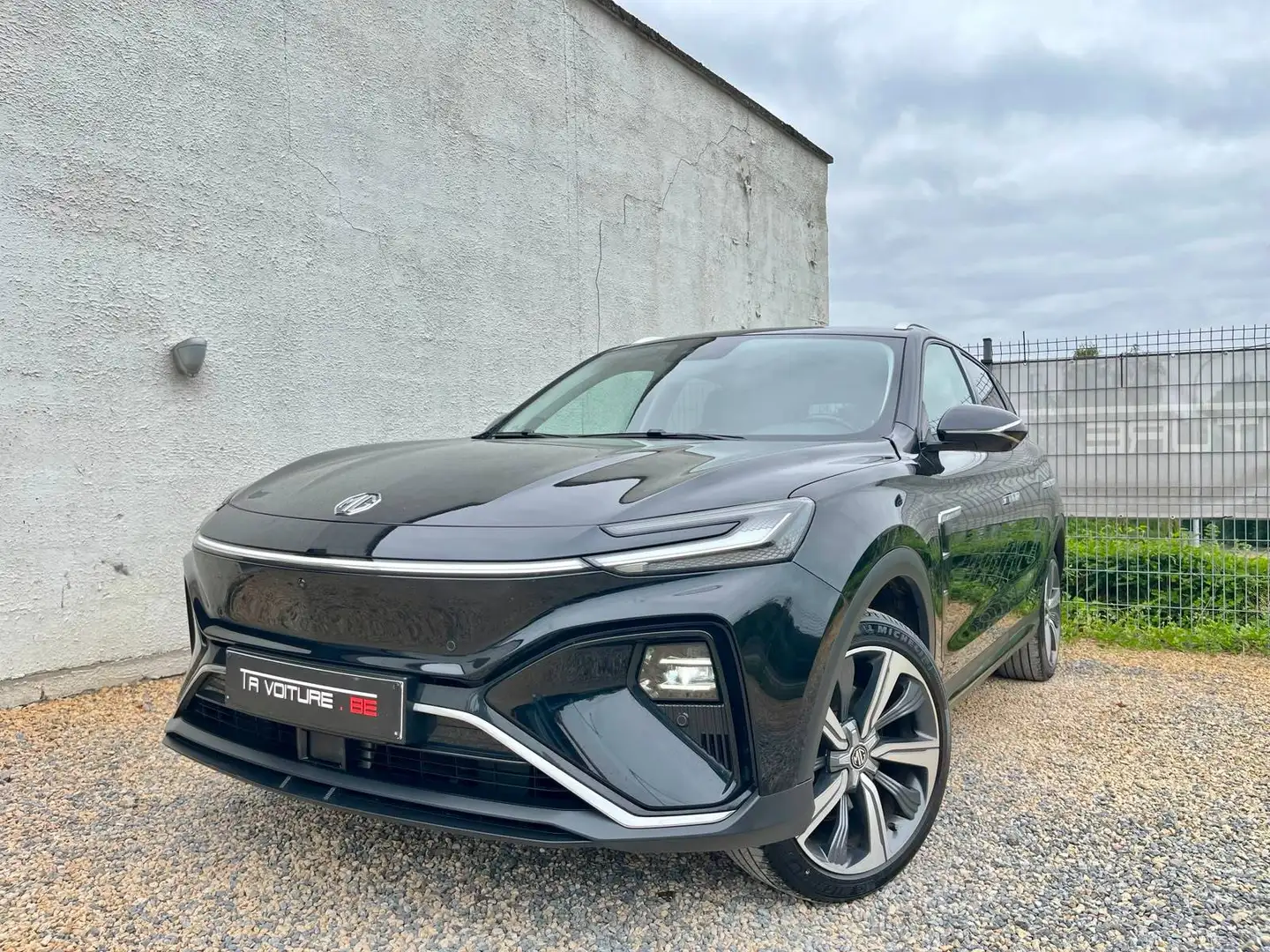 MG Marvel R 70 kWh Performance AWD LED/CUIR/TOIT-OUV/SIEGES-CHAUF/CAMERA360°/ACC Schwarz - 2