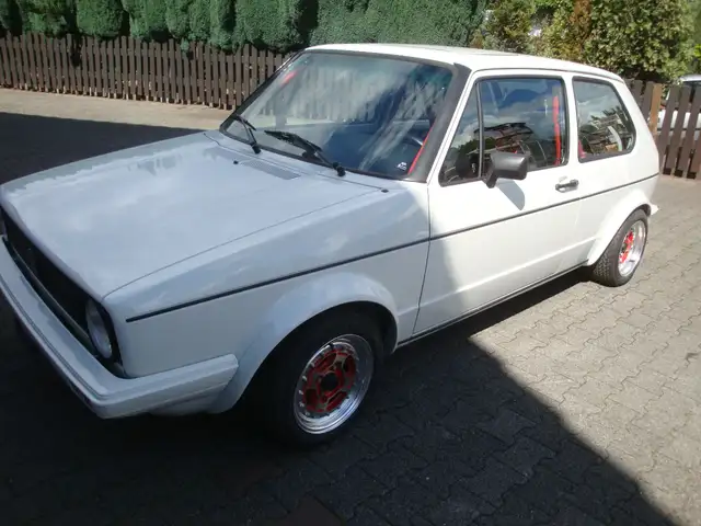 Volkswagen Golf GTI I  mit Schiebedach mit nur 2280 KM Unrestauriert