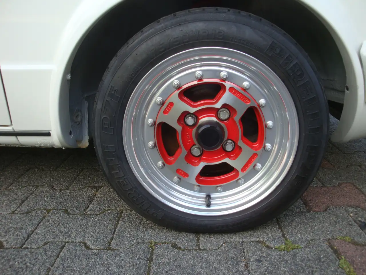 Volkswagen Golf GTI I mit Schiebedach mit nur 2280 KM Unrestauriert, foto 11