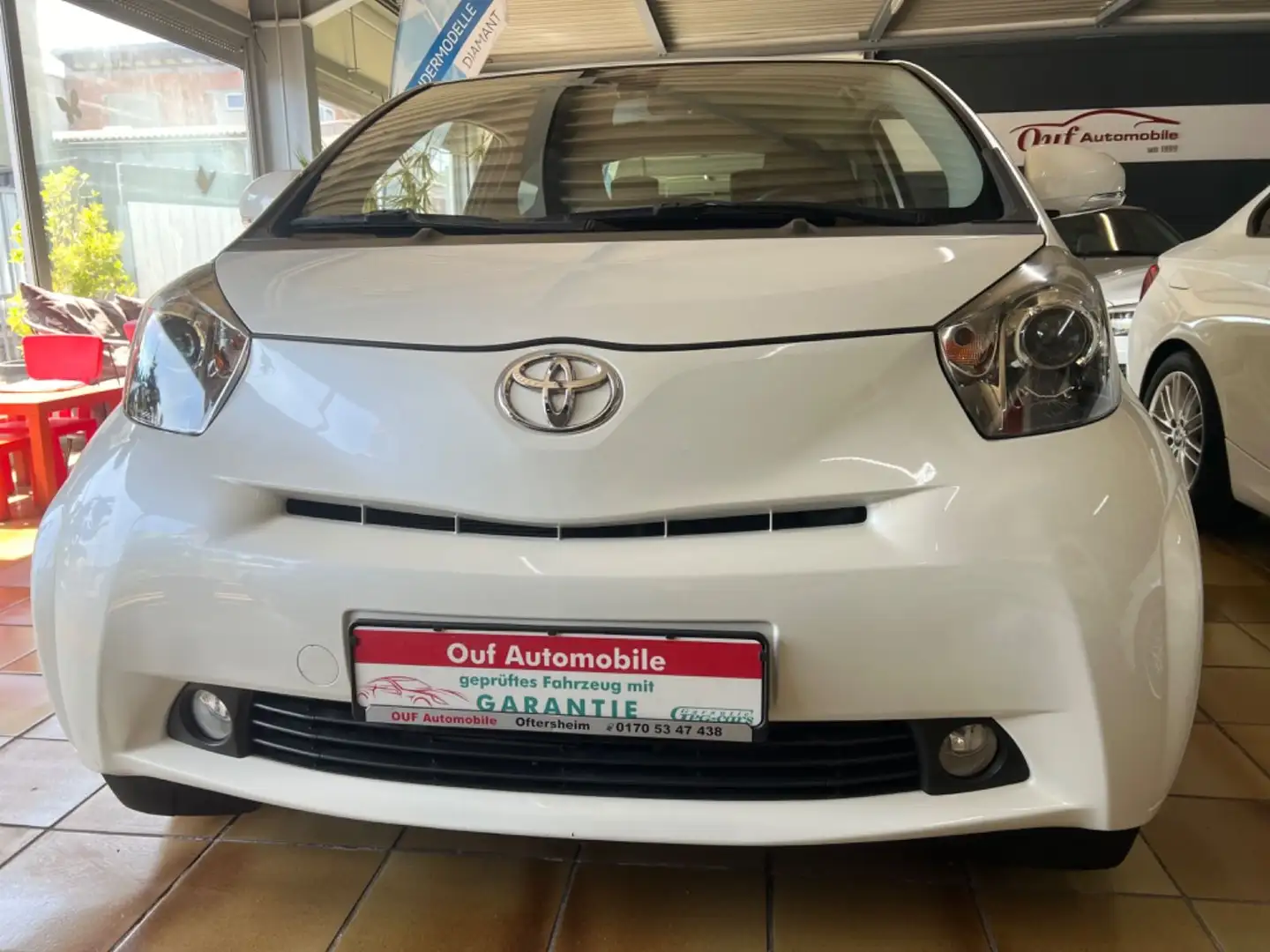 Toyota iQ iQ Basis Garantie 1 Jahr/ Neue Inspektion Weiß - 2
