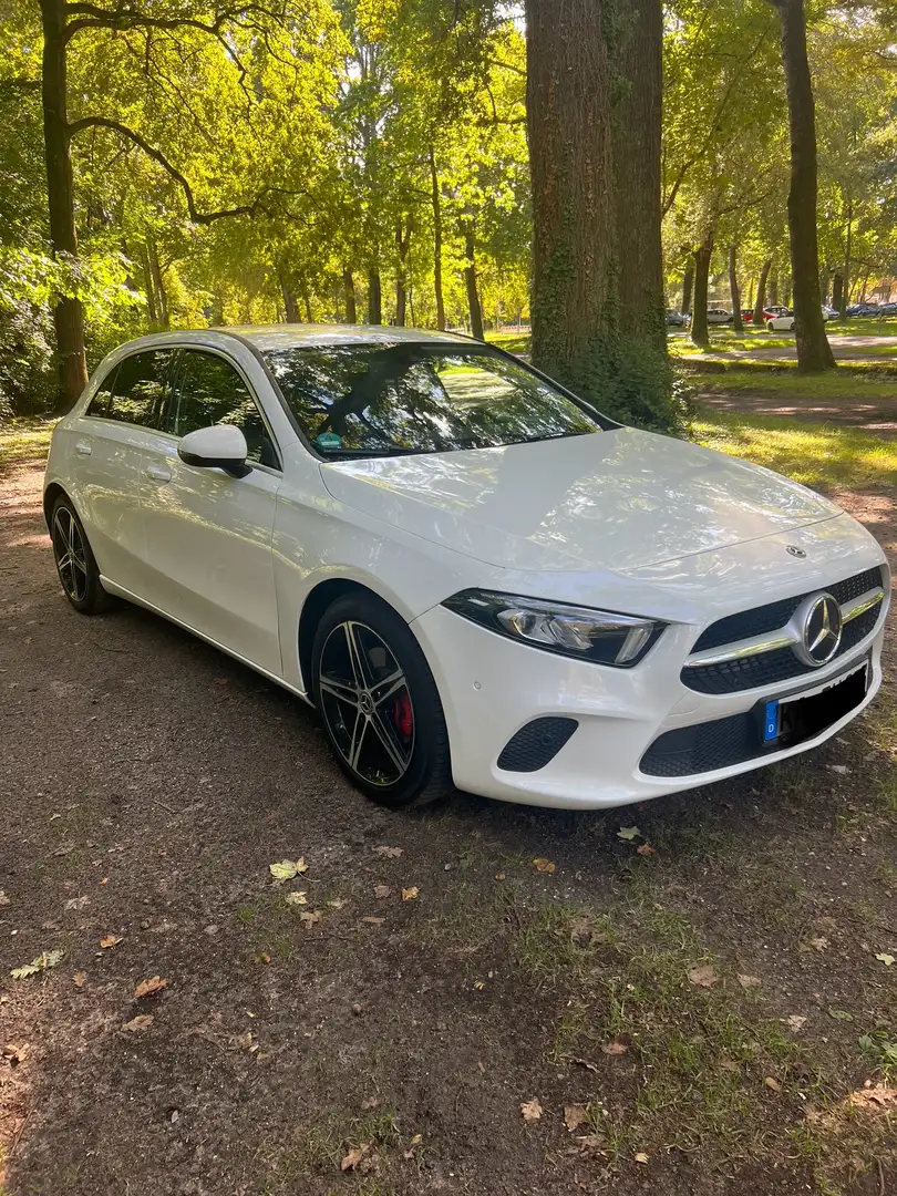 Mercedes-Benz A 200 200d 8G-DCT Weiß - 1