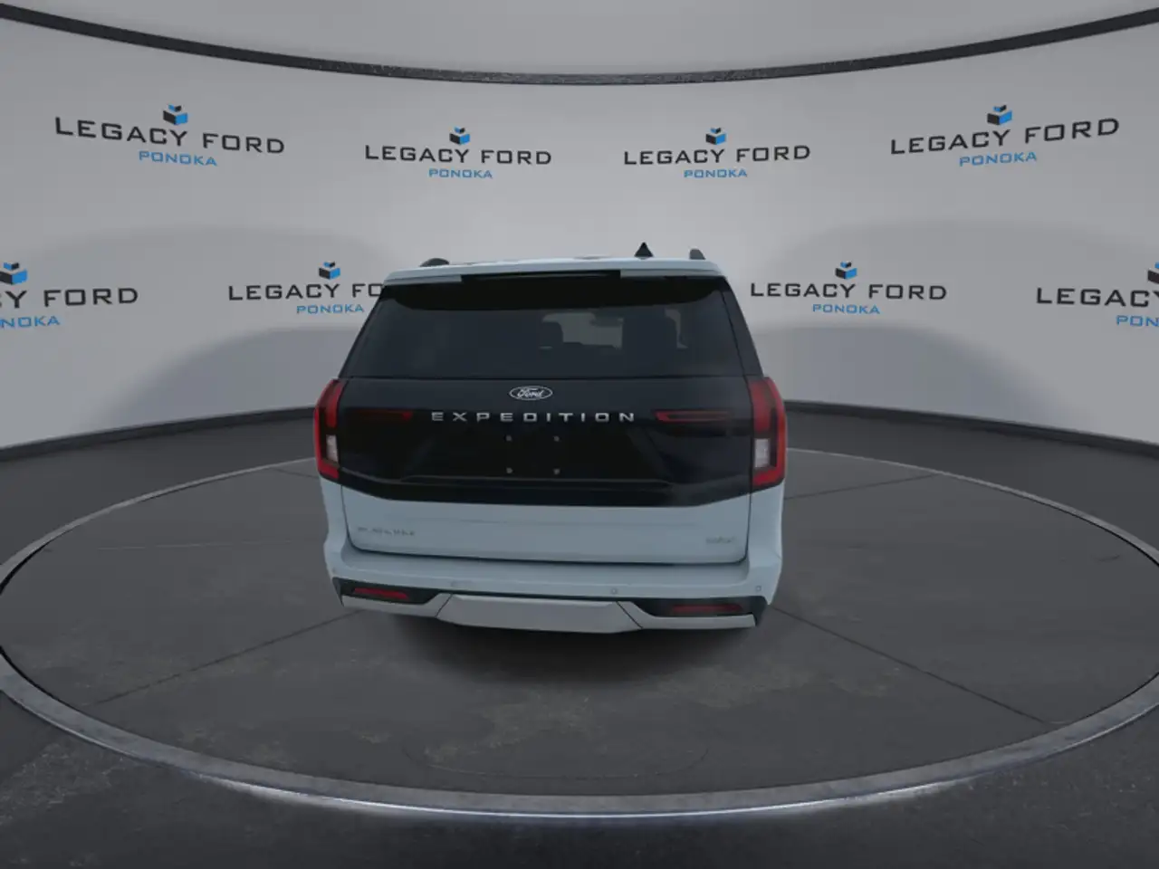 Ford Expedition снимка Ford Expedition