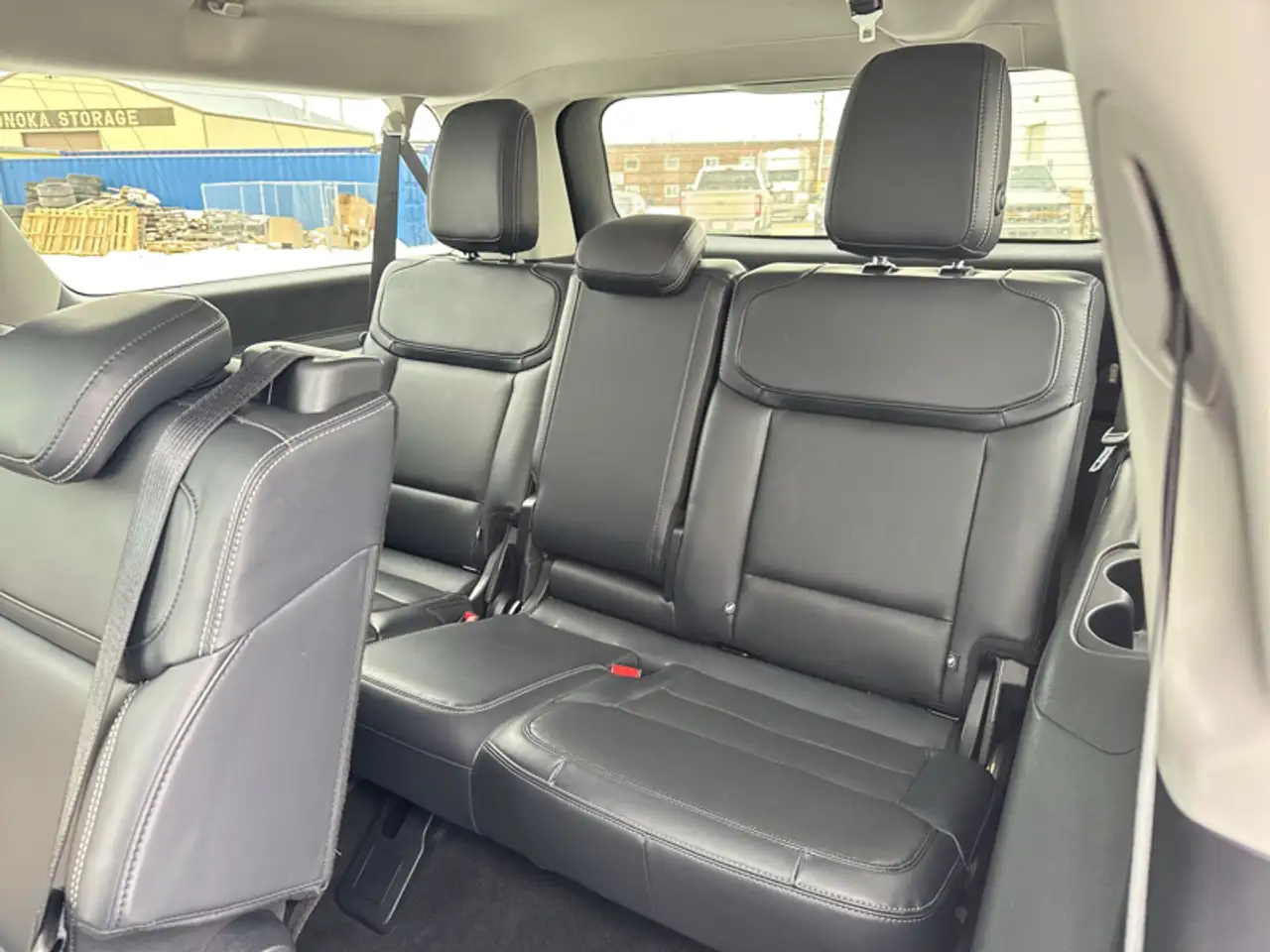 Ford Expedition снимка Ford Expedition