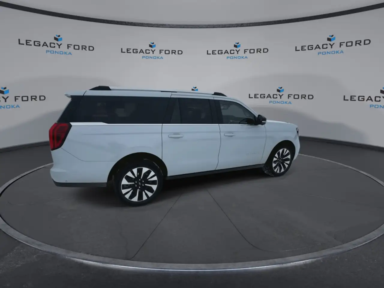 Ford Expedition снимка Ford Expedition
