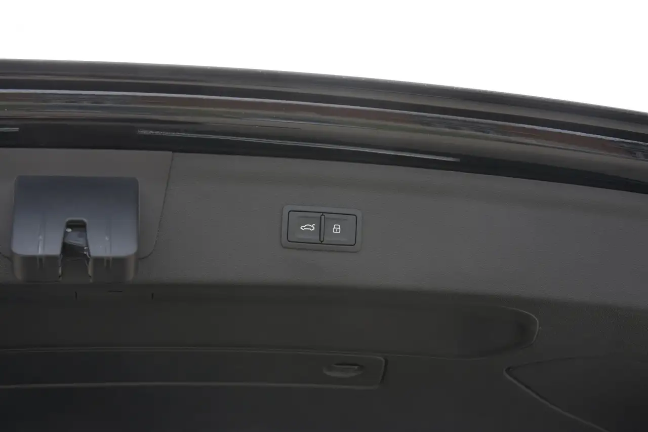 Audi Q3 снимка Audi Q3