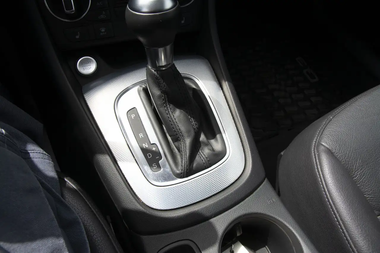 Audi Q3 снимка Audi Q3