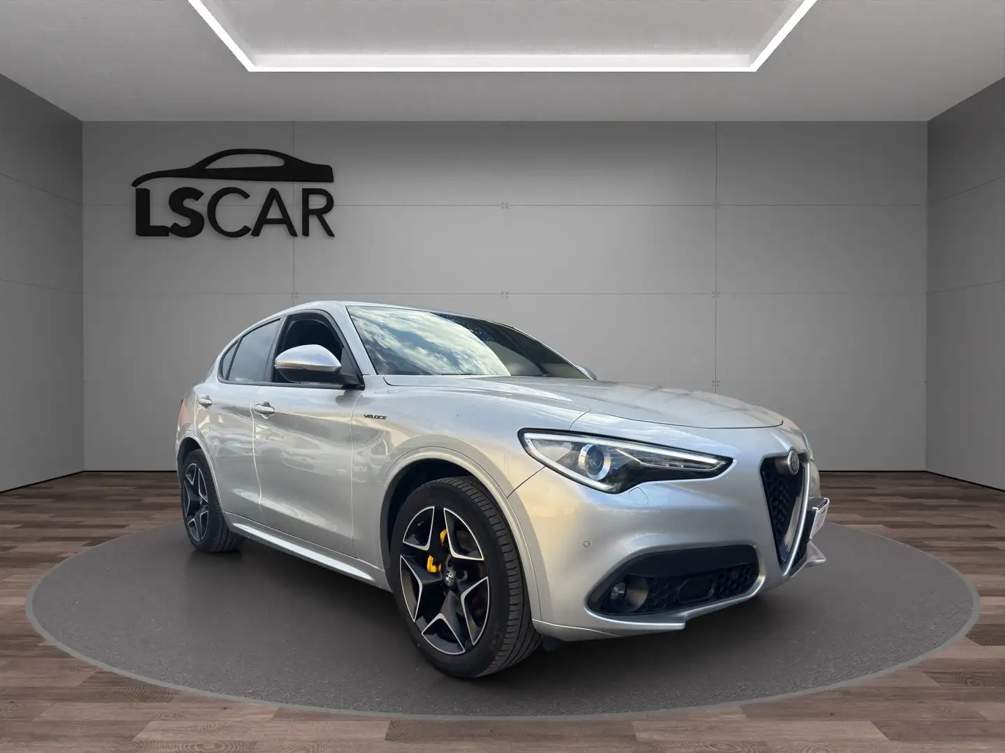 Alfa Romeo Stelvio 2.2 t Veloce Q4 210cv auto~Unipro~Promo~Finanziame Grijs - 1