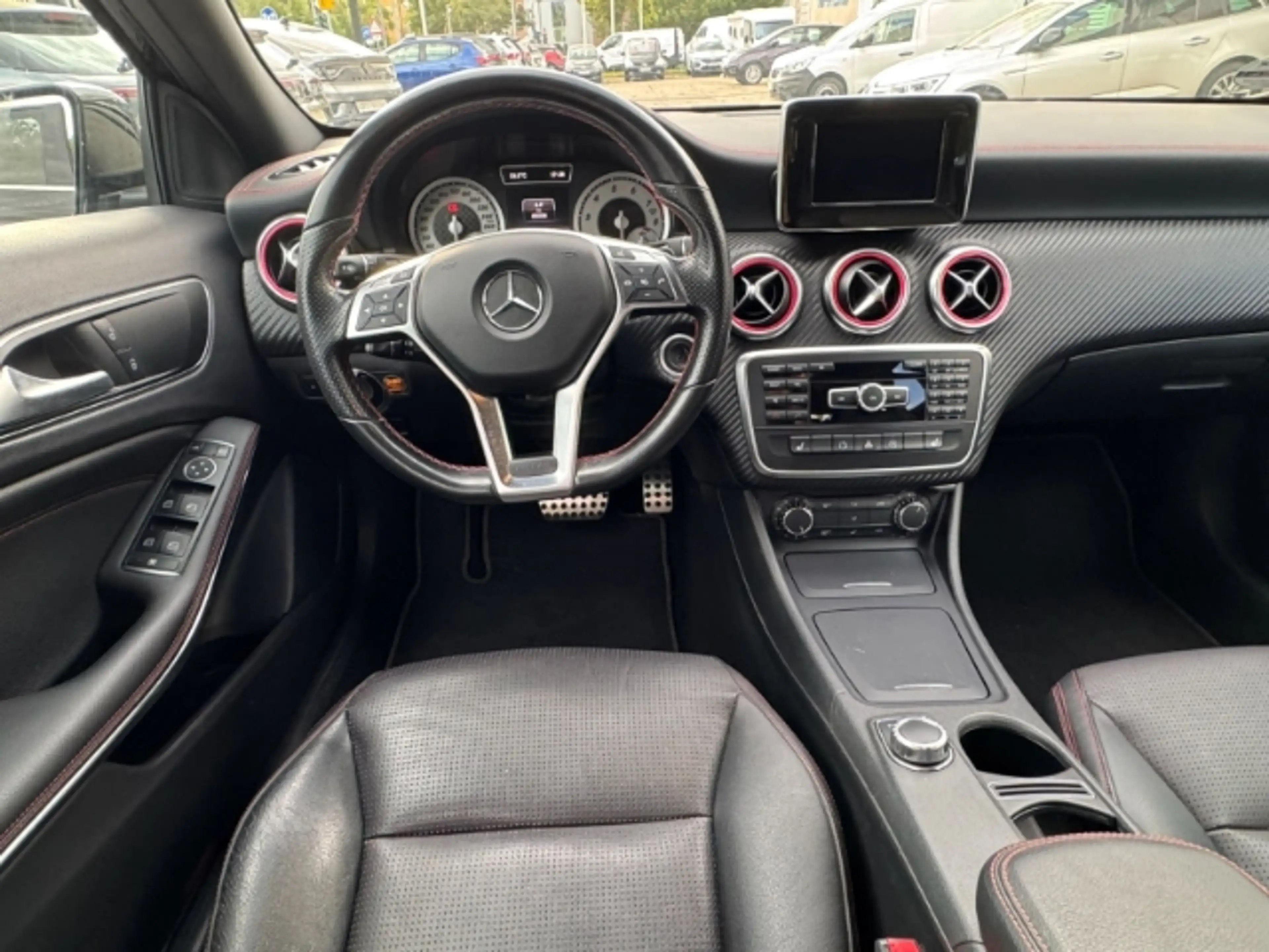 Mercedes-Benz A 250 4Matic Street Style — photo 9