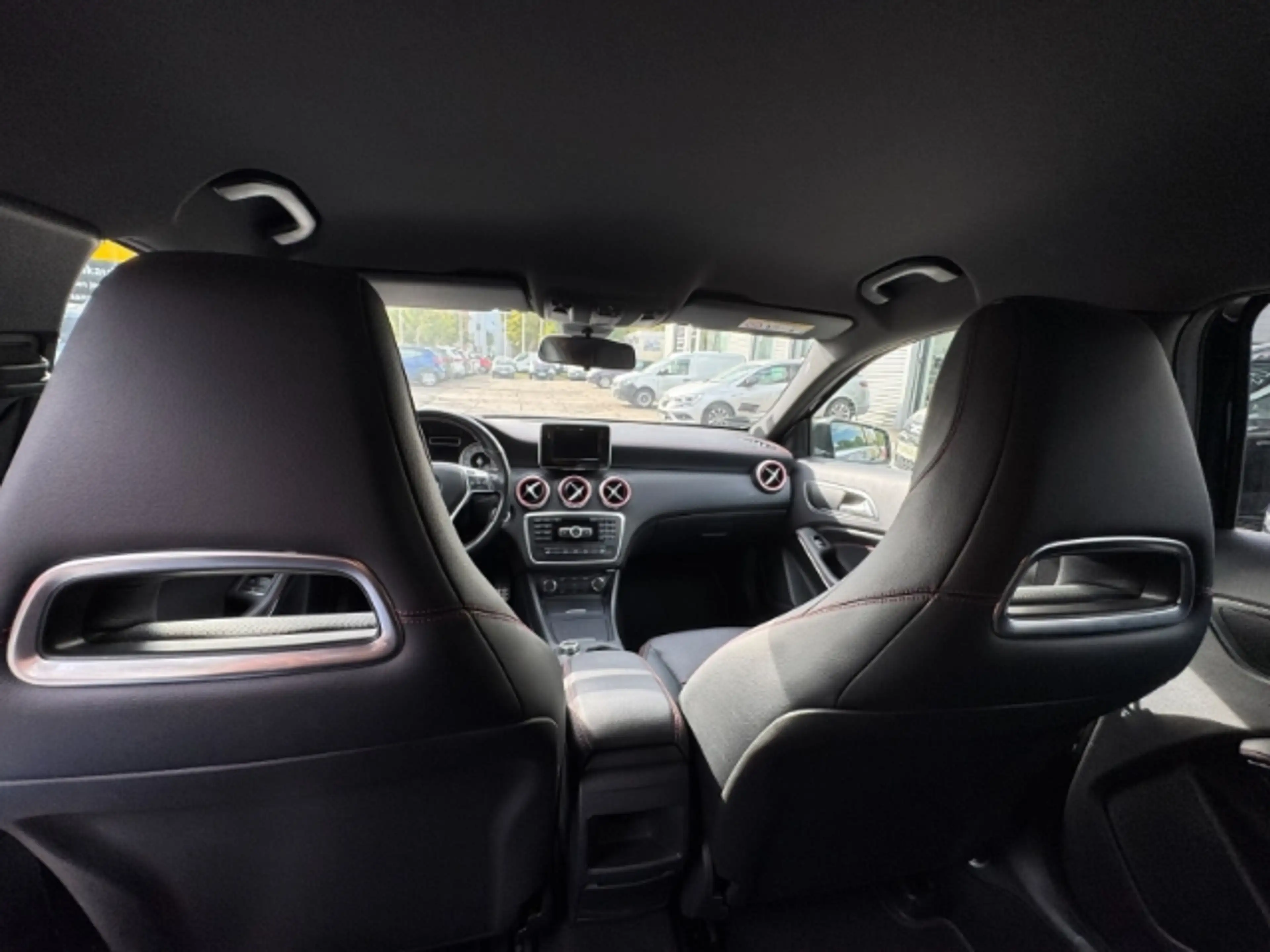 Mercedes-Benz A 250 4Matic Street Style — photo 13