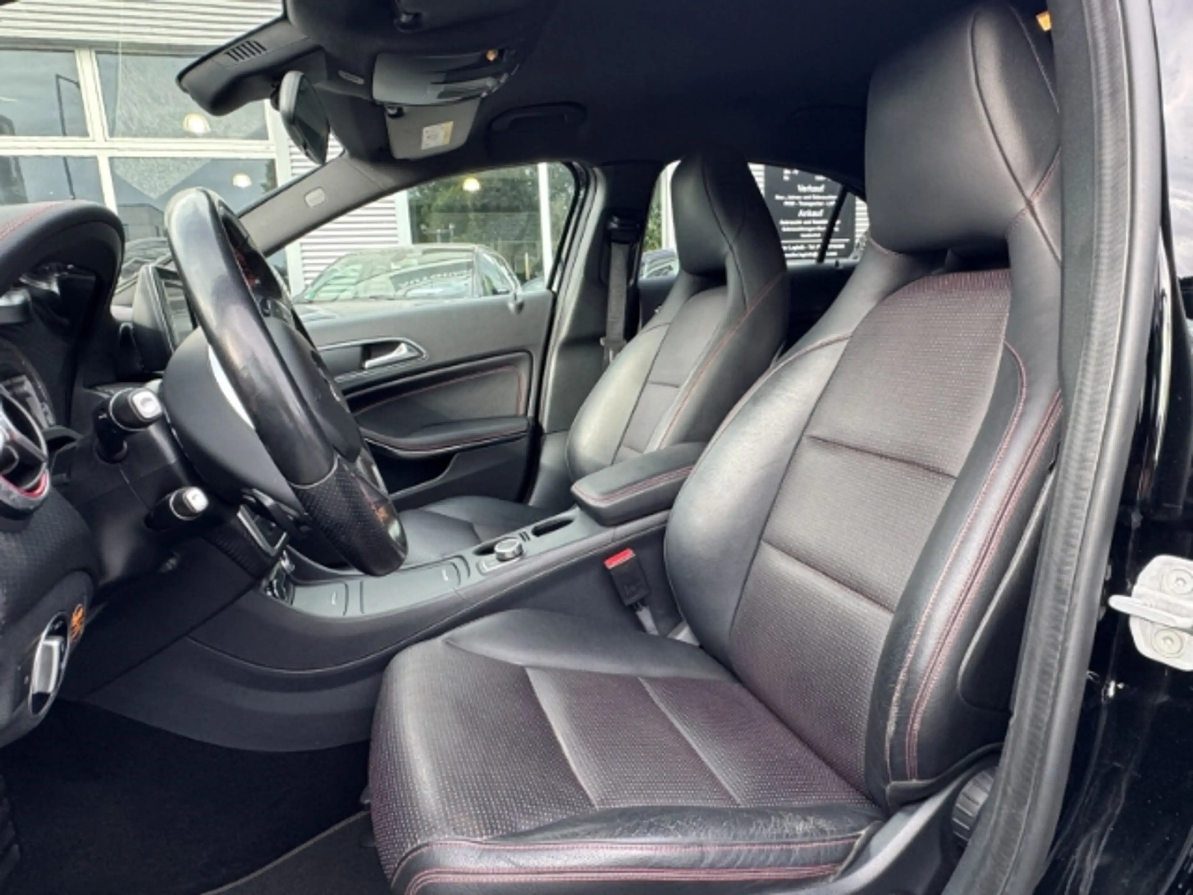 Mercedes-Benz A 250 4Matic Street Style — photo 8