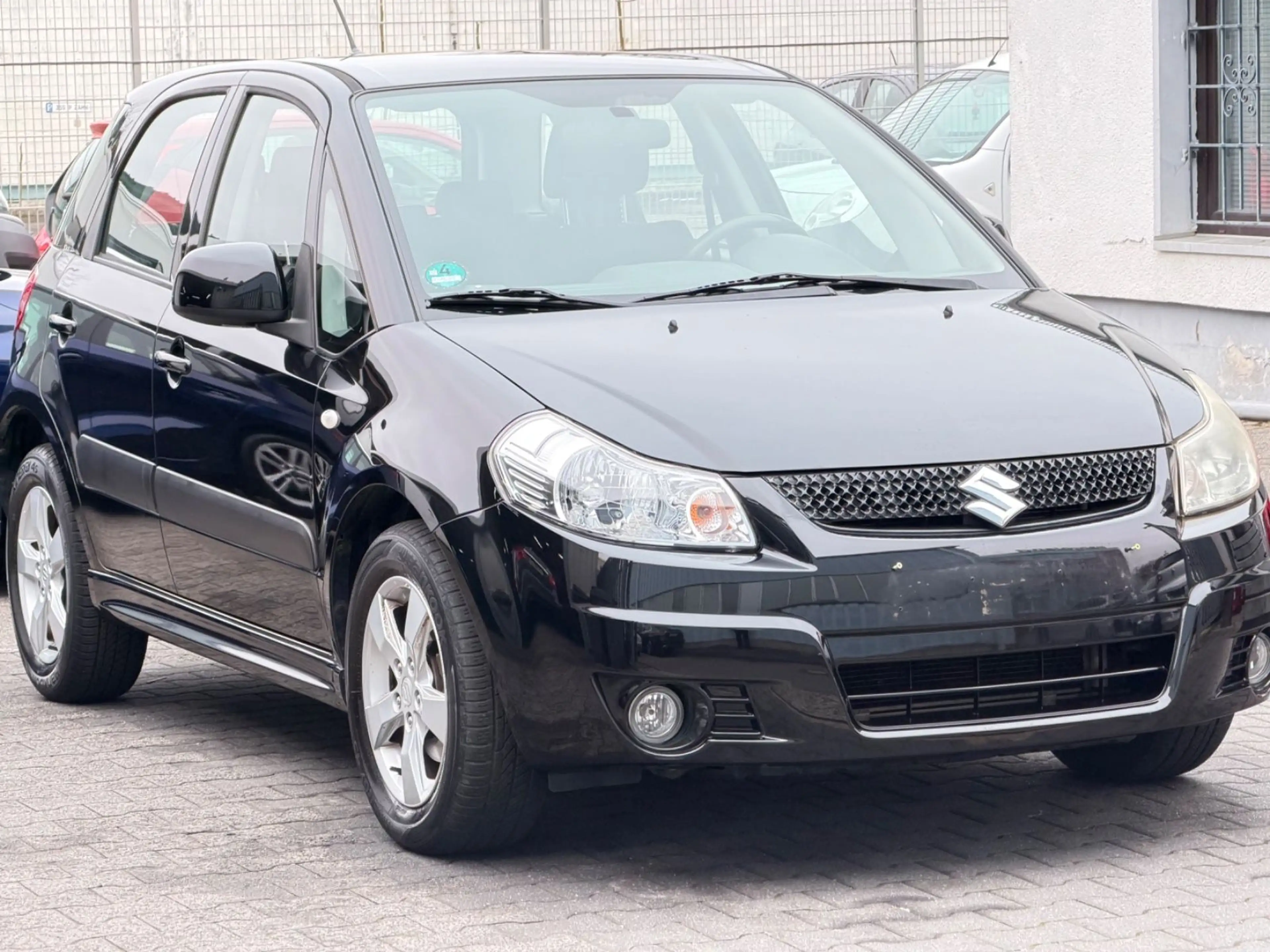 Suzuki SX4 Club — photo 2