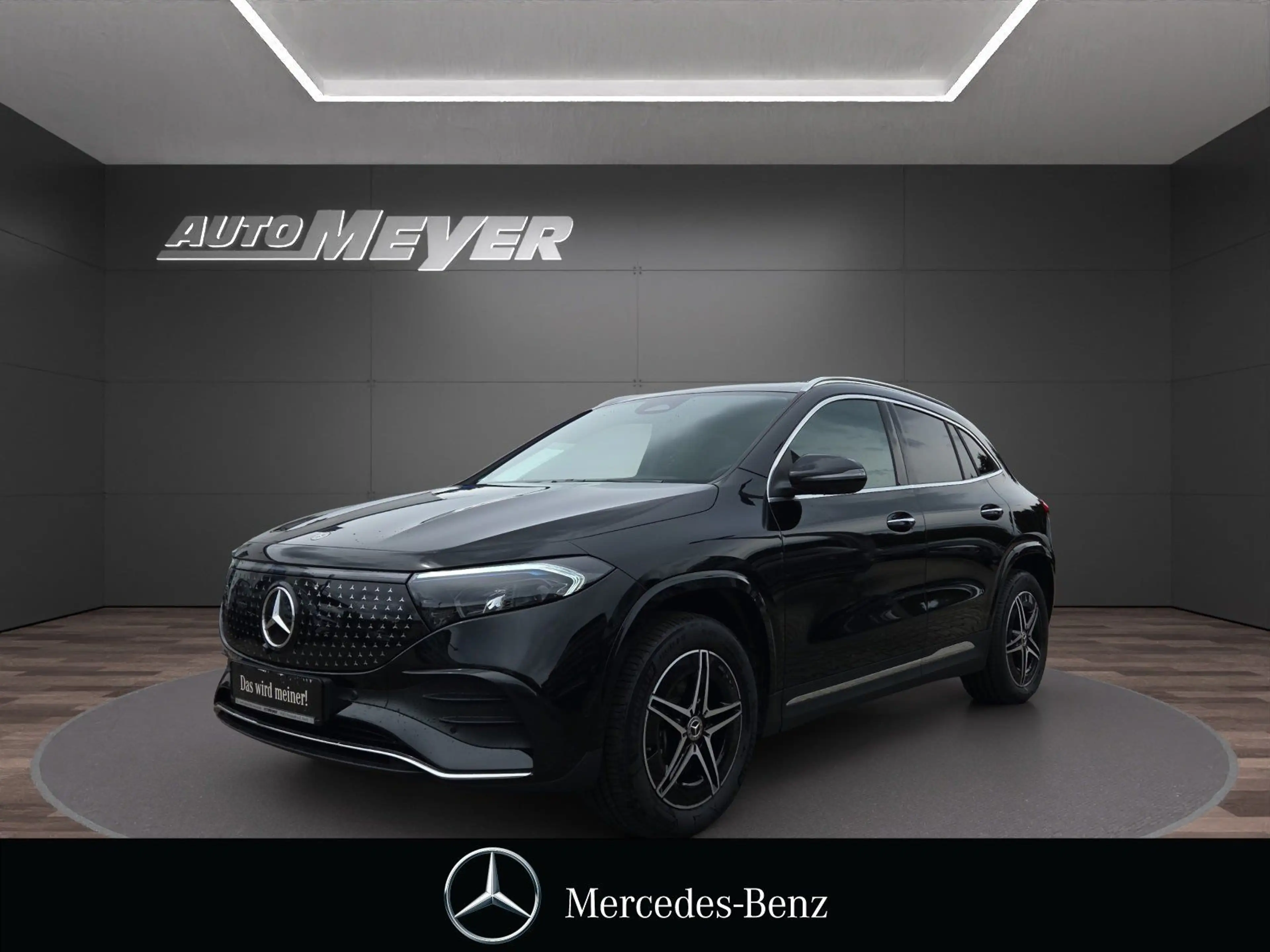 Mercedes-Benz EQA 300 4M AMG PREMIUM+AHK+PANO+FAHRASSI+HUD+360