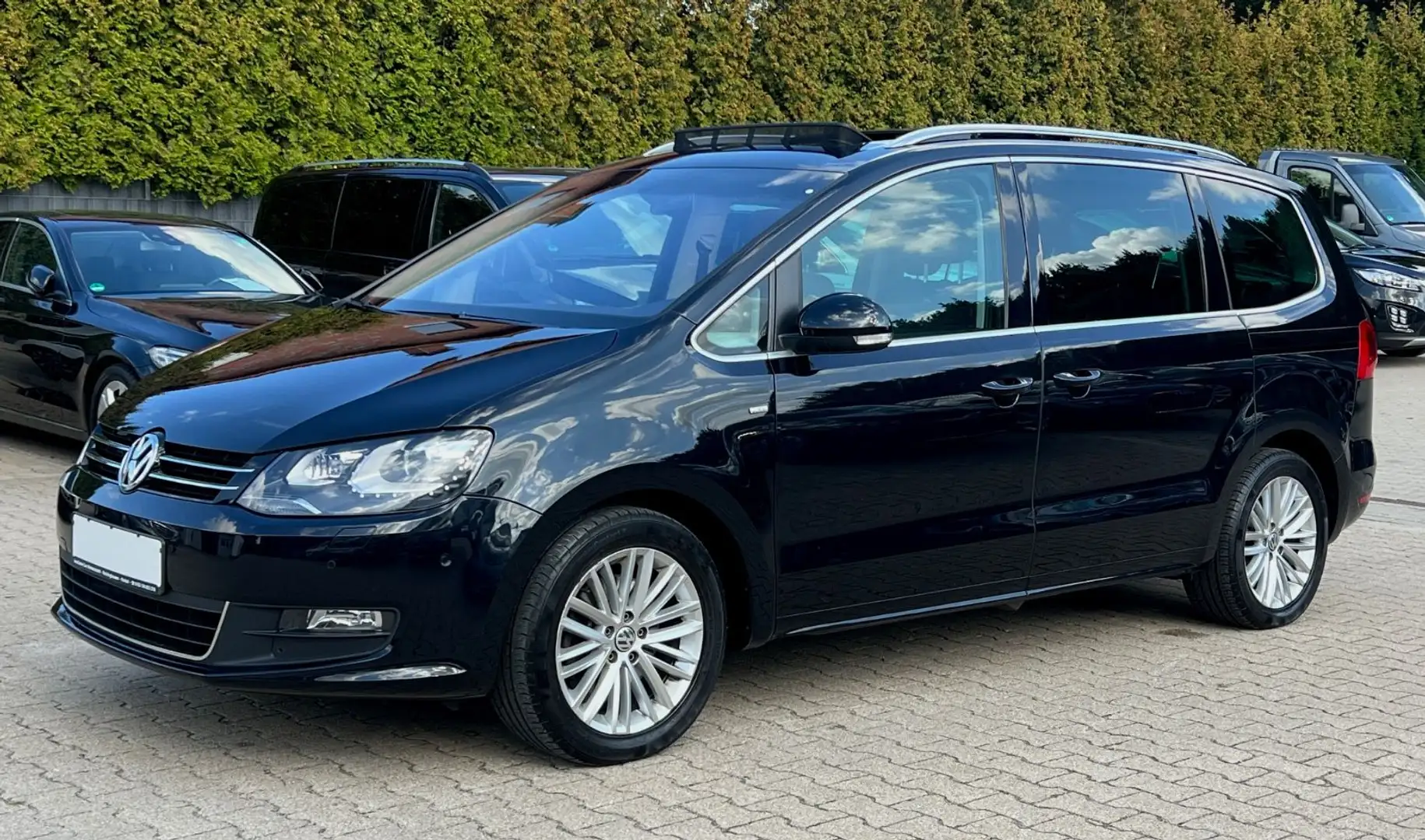Volkswagen Sharan 2.0 TDI BMT DSG Cup-7*SITZER-PANODACH-LED Schwarz - 1