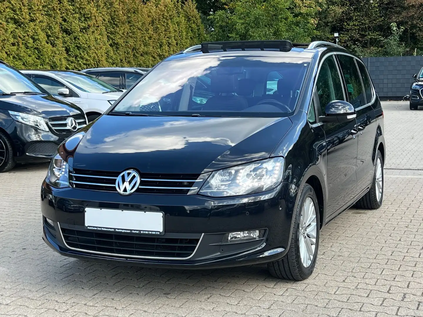 Volkswagen Sharan 2.0 TDI BMT DSG Cup-7*SITZER-PANODACH-LED Schwarz - 2