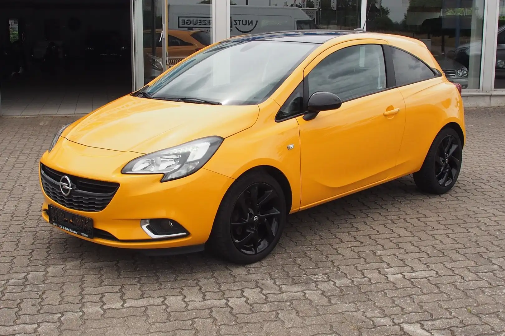 Opel Corsa E Color Edition/Klimaaut./Lenkradhzg./17" Orange - 1