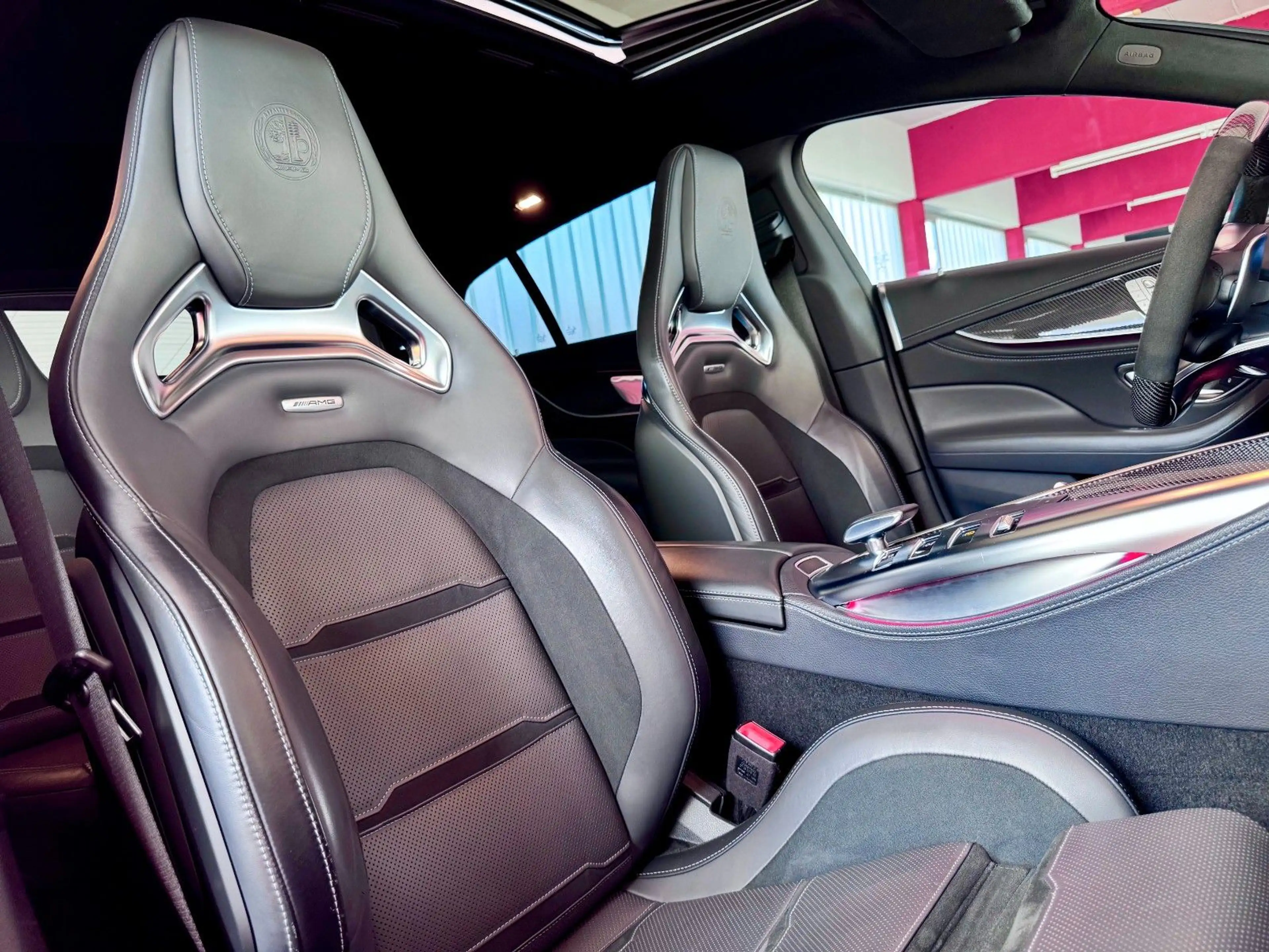 Mercedes-Benz AMG GT 63S 4-trg Performance Distronic Keramic 21 — photo 4