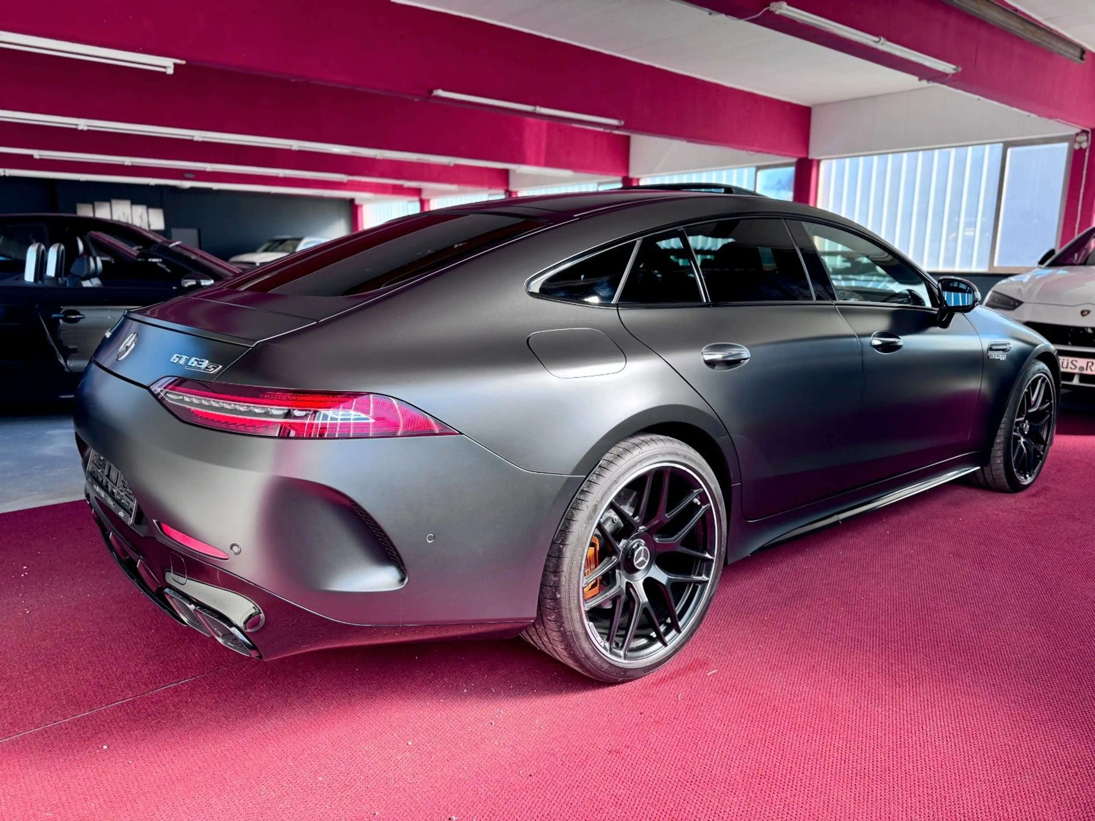 Mercedes-Benz AMG GT 63S 4-trg Performance Distronic Keramic 21 — photo 7