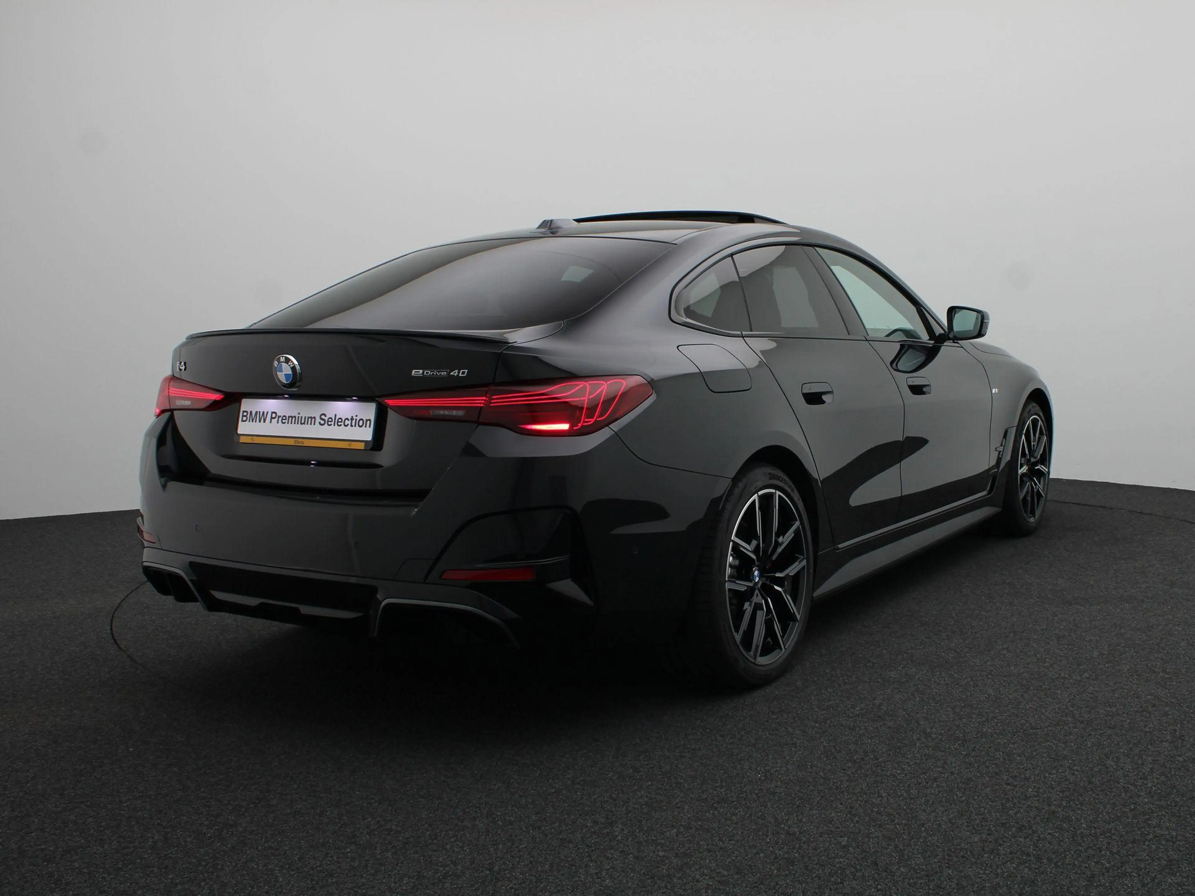 BMW i4 eDrive40 M Sport Edition | M Sportpakket Pro | SoH — photo 2