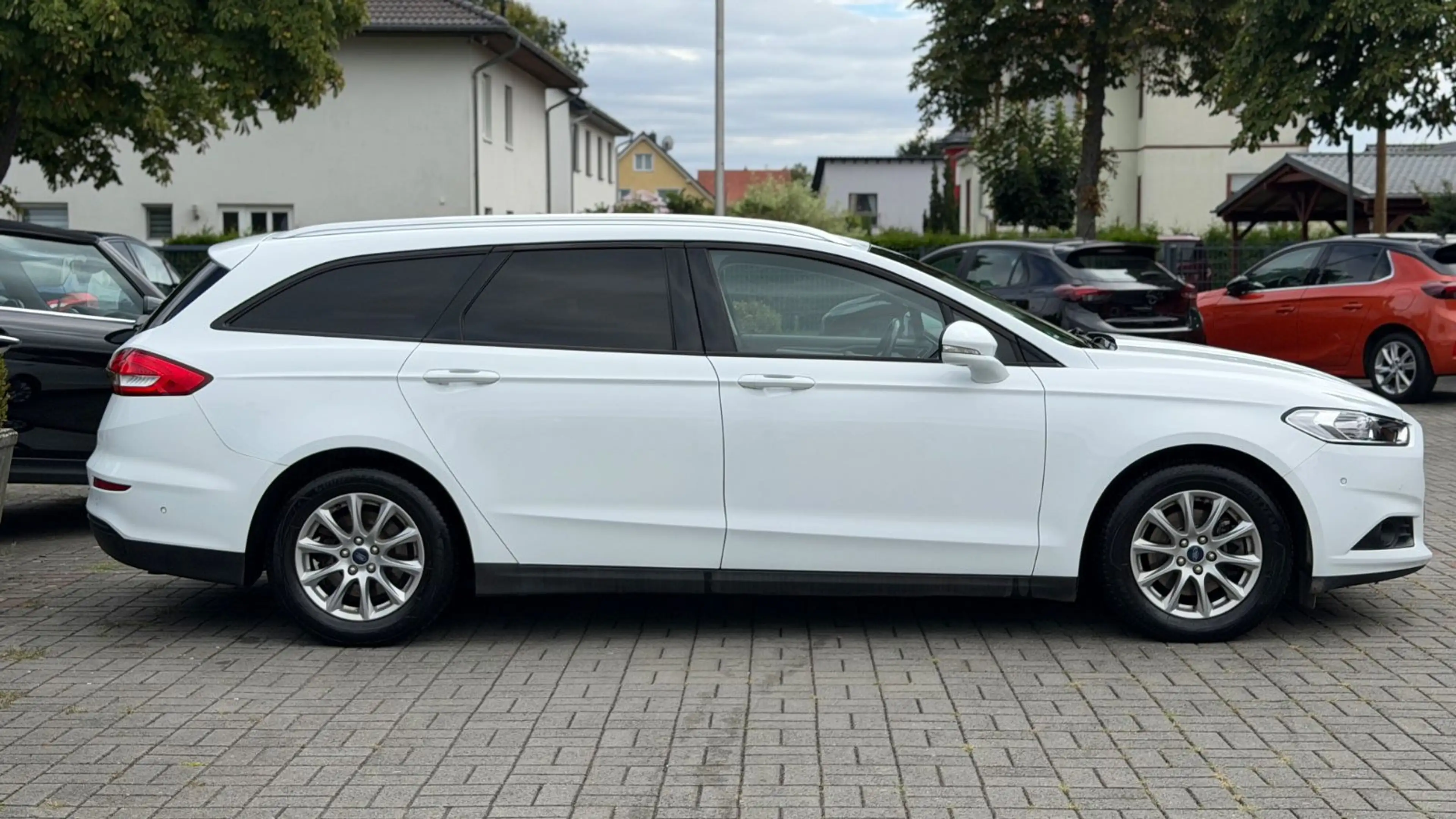 Ford Mondeo Turnier Automatik — photo 7