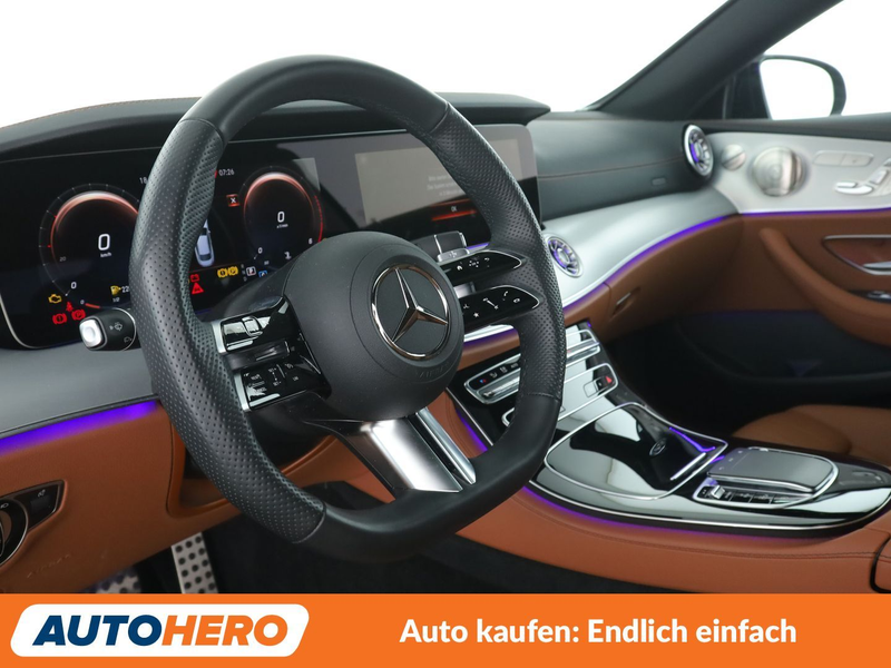 Mercedes-Benz E 220 d AMG Line Aut.*NAVI*PDC*TEMPO*SHZ* — photo 11