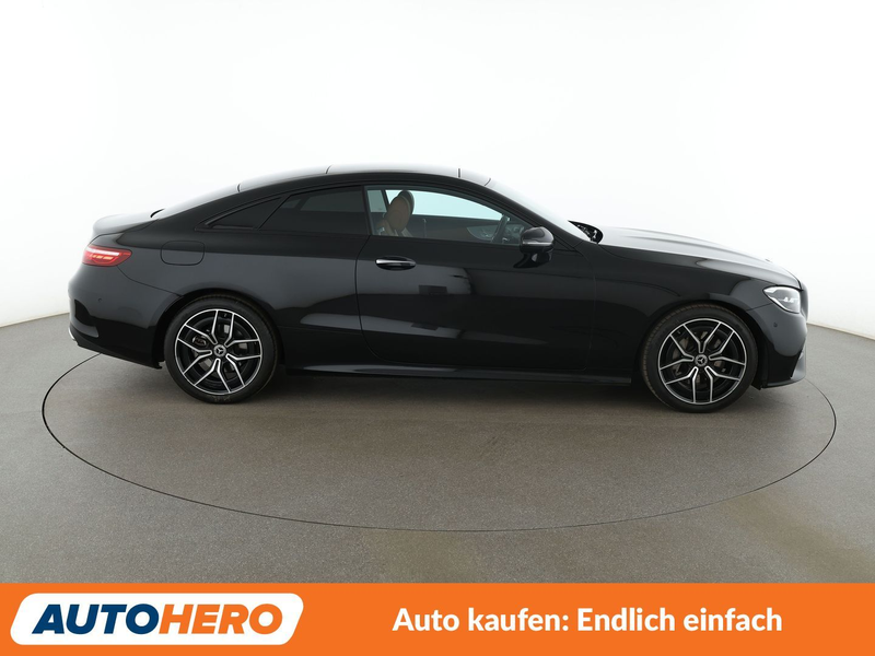 Mercedes-Benz E 220 d AMG Line Aut.*NAVI*PDC*TEMPO*SHZ* — photo 7