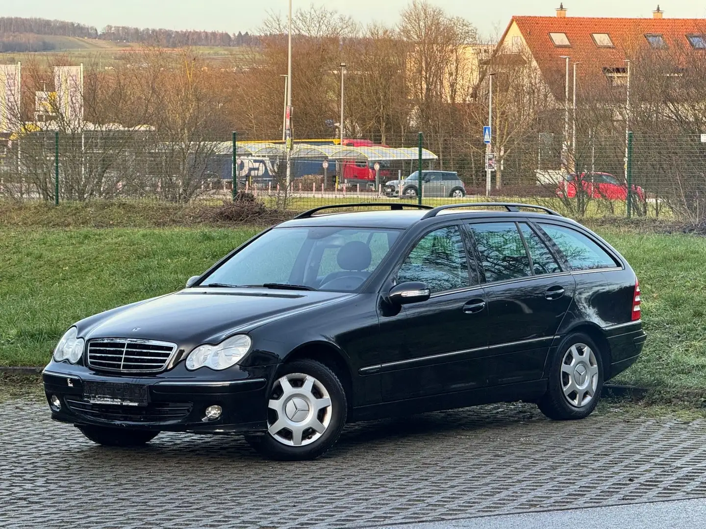 Mercedes-Benz C 200 C-Klasse T-Modell T Kompressor Automatik Classic Schwarz - 1