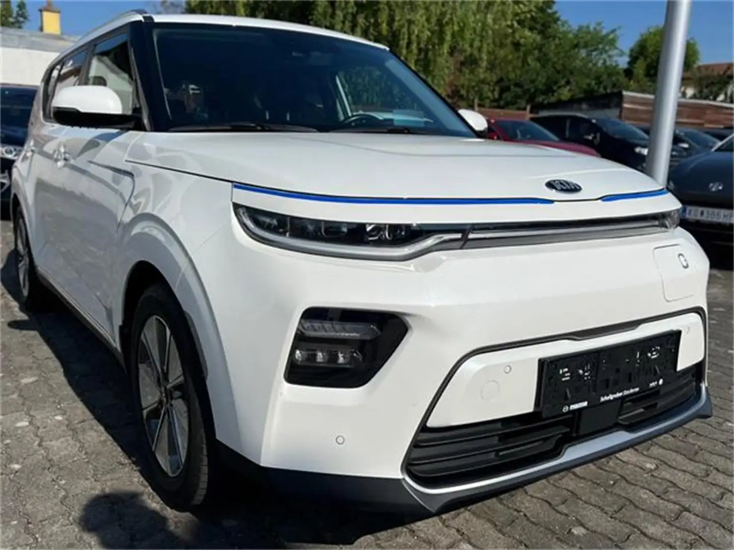 Kia Soul EV Long Platin 64,0 KWH Bianco - 2
