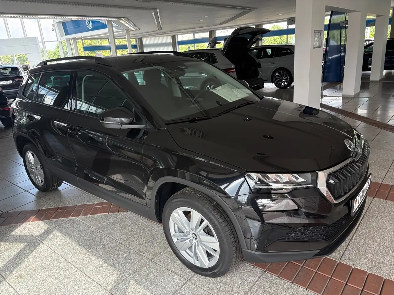 Skoda Karoq AMBITION 2.0 TDI 115PS DSG +AHK+LED+ACC+RKAM+VIRT, миниатюра 25