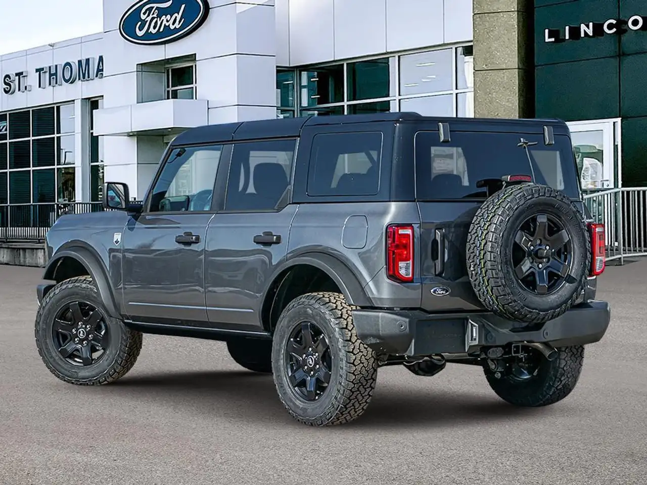 Ford Bronco photo Ford Bronco