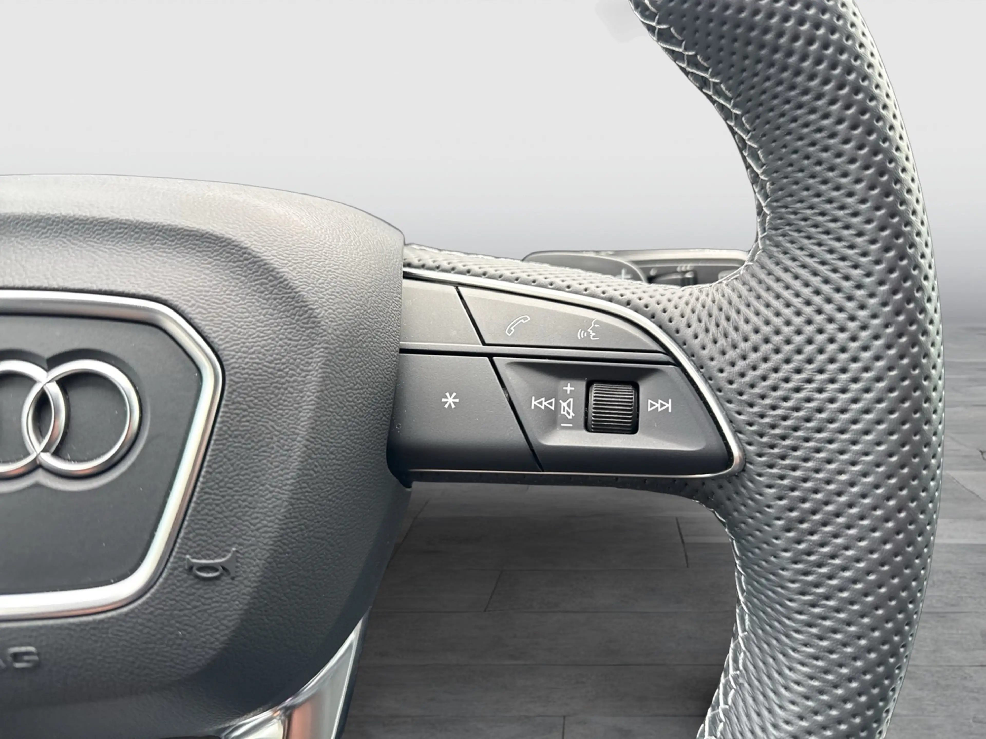Audi SQ7 quattro PANO B&O AHK 360CAM HDMATRIX HEAD-UP — photo 14