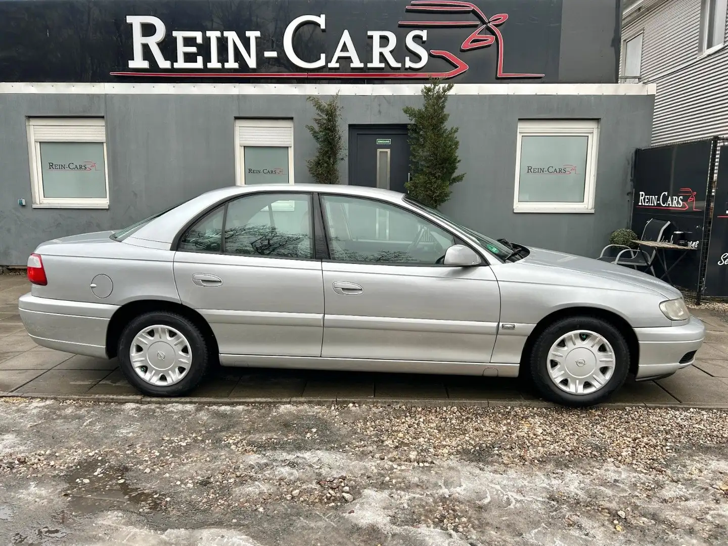 Opel Omega 2.2 16V Design Edit./86TKM/I.HD/KLIMA/TÜV Plateado - 2