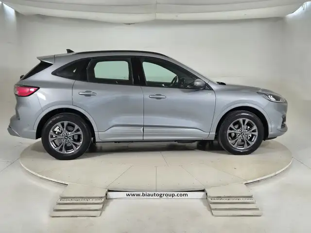 Ford Kuga view 5