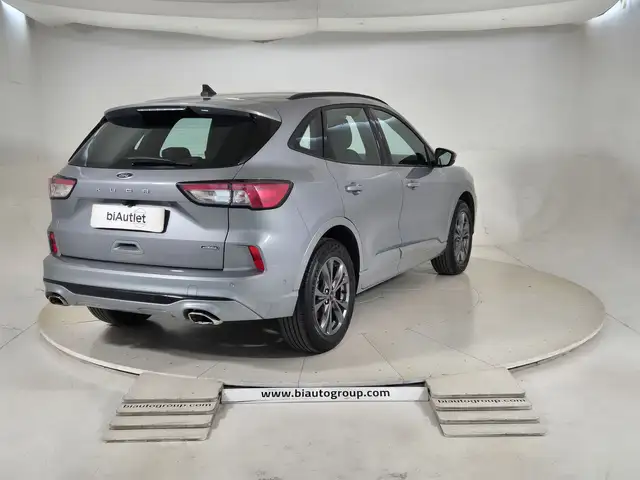 Ford Kuga view 4
