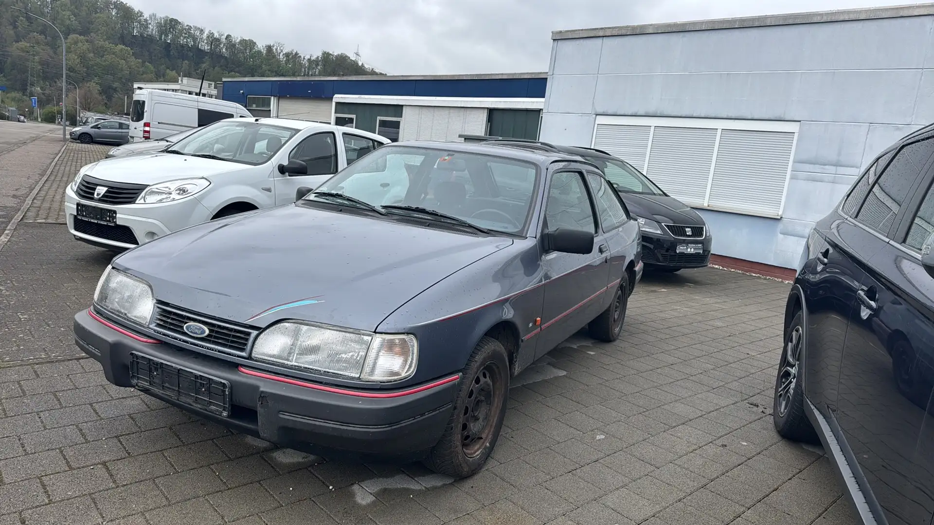 Ford Sierra Sierra Coupe CLX Blau - 1
