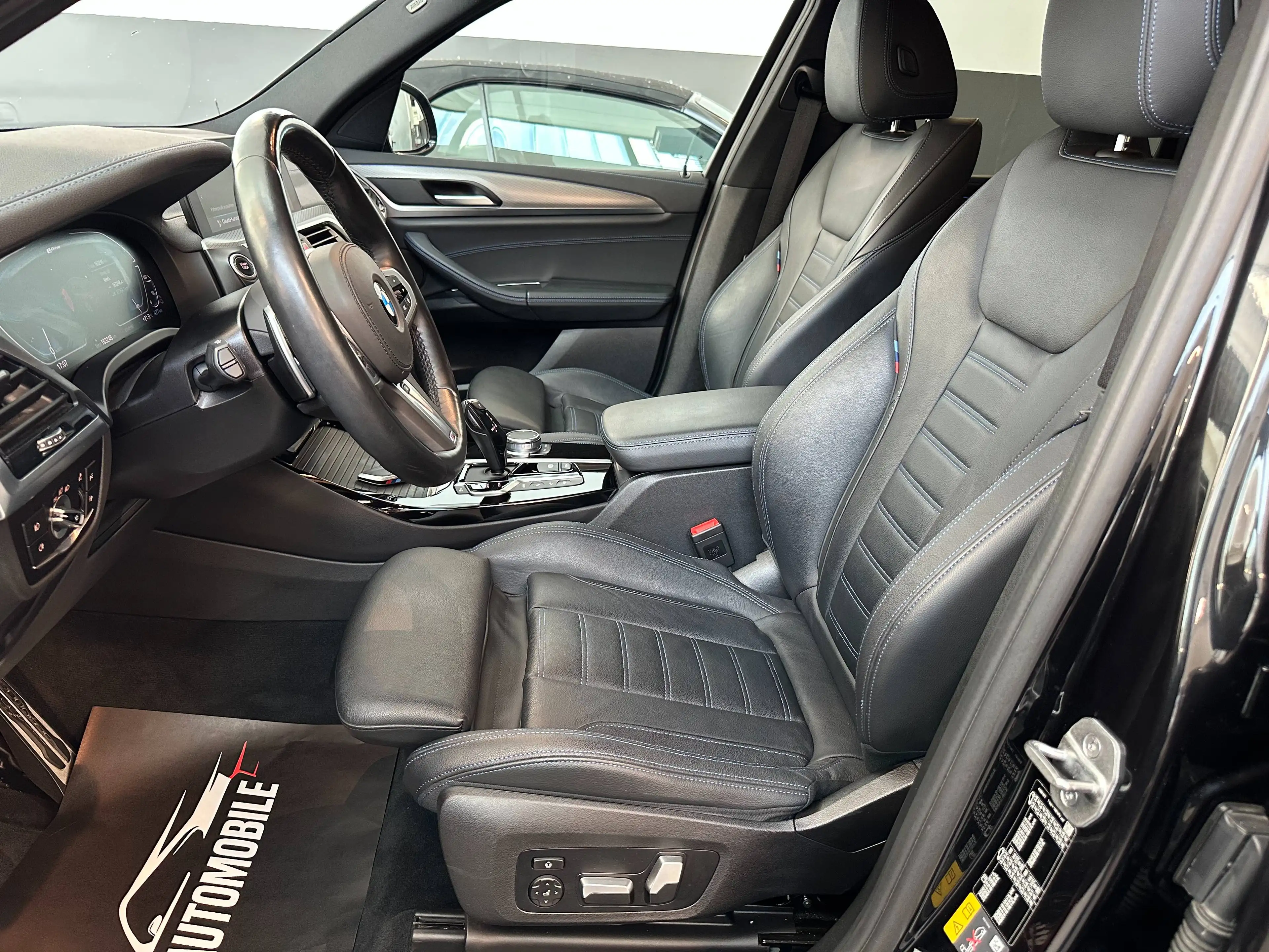 BMW X3 xDrive 30 e M Sport — photo 8