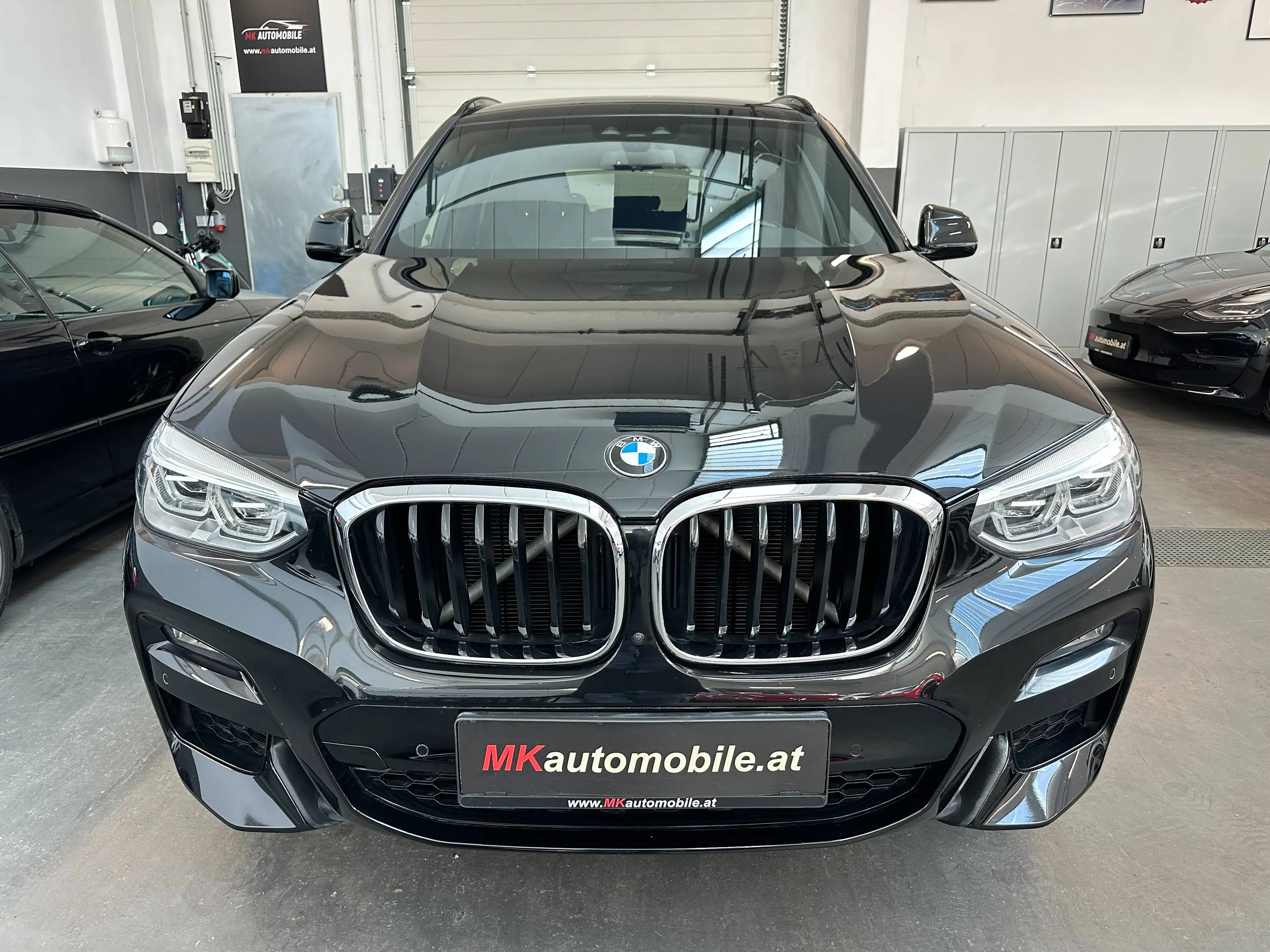 BMW X3 xDrive 30 e M Sport — photo 2