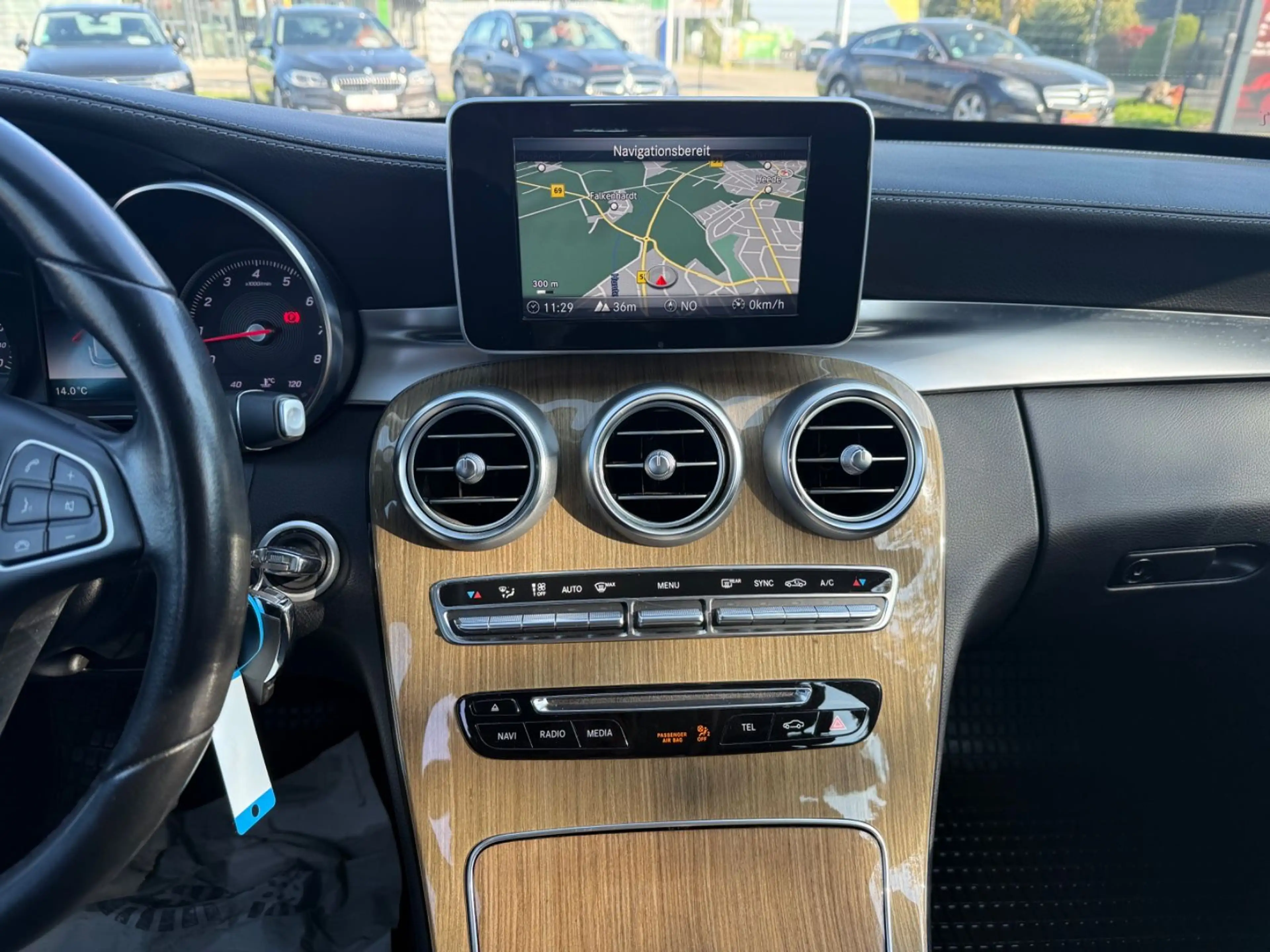 Mercedes-Benz C 200 C T-Modell C 200 CGI*NUR-53.000-KM*NAVI — photo 12