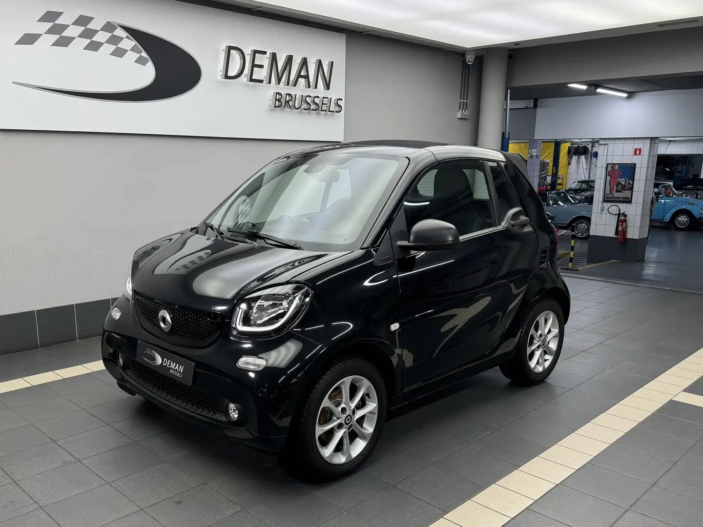 smart forTwo 1.0i Passion *DCT* Cabriolet* Cool & Audio* LED* Negro - 1