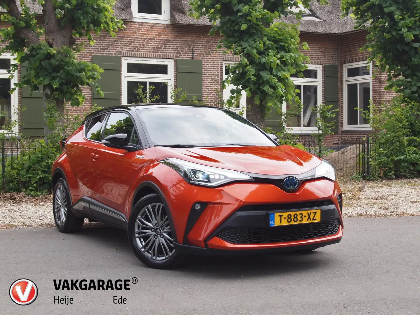 Toyota C-HR 2.0 Hybrid Executive | 180 PK | Facelift | Camera Orange - 1