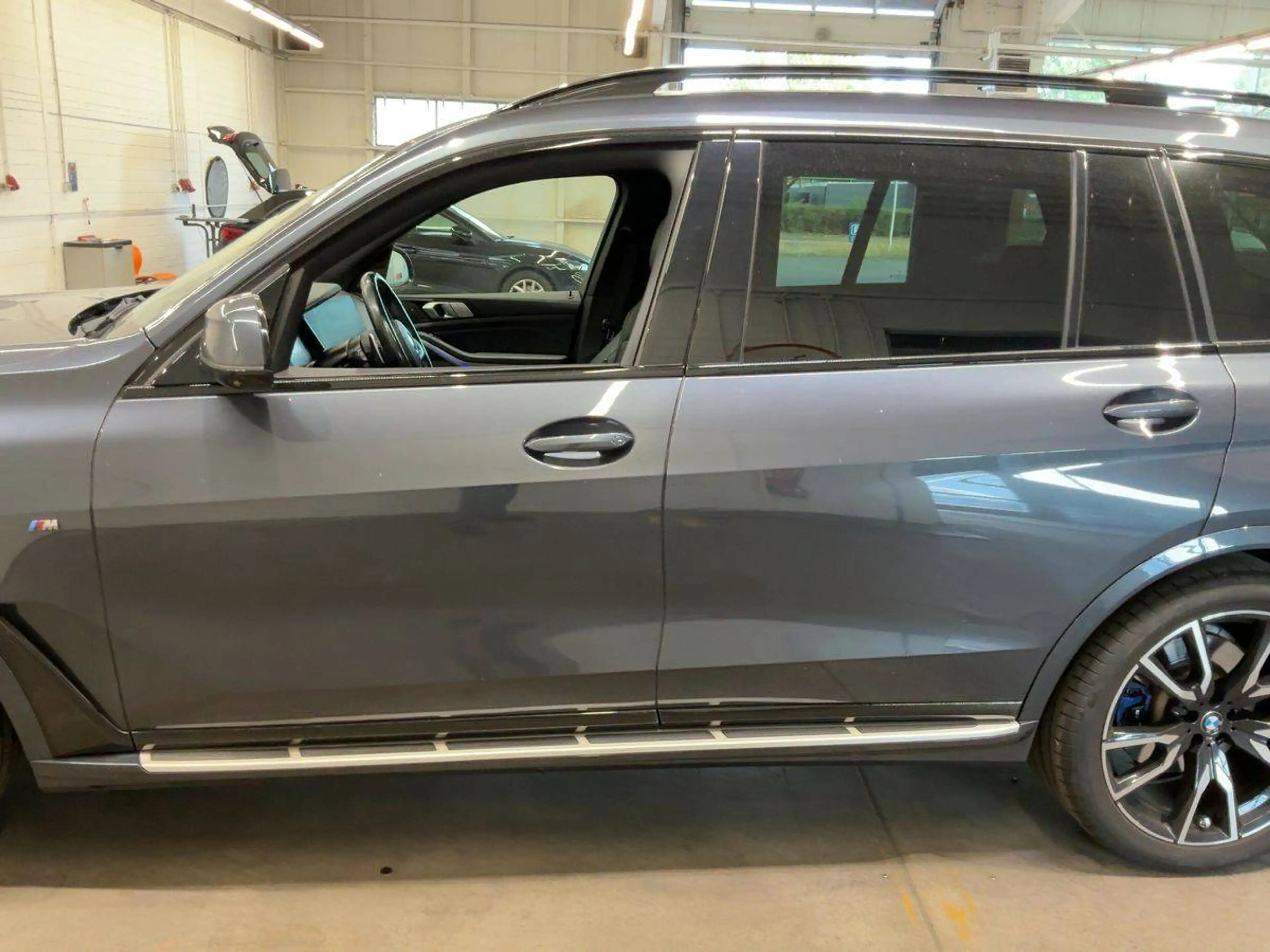BMW X7 xDrive 40 d M Sport — photo 7