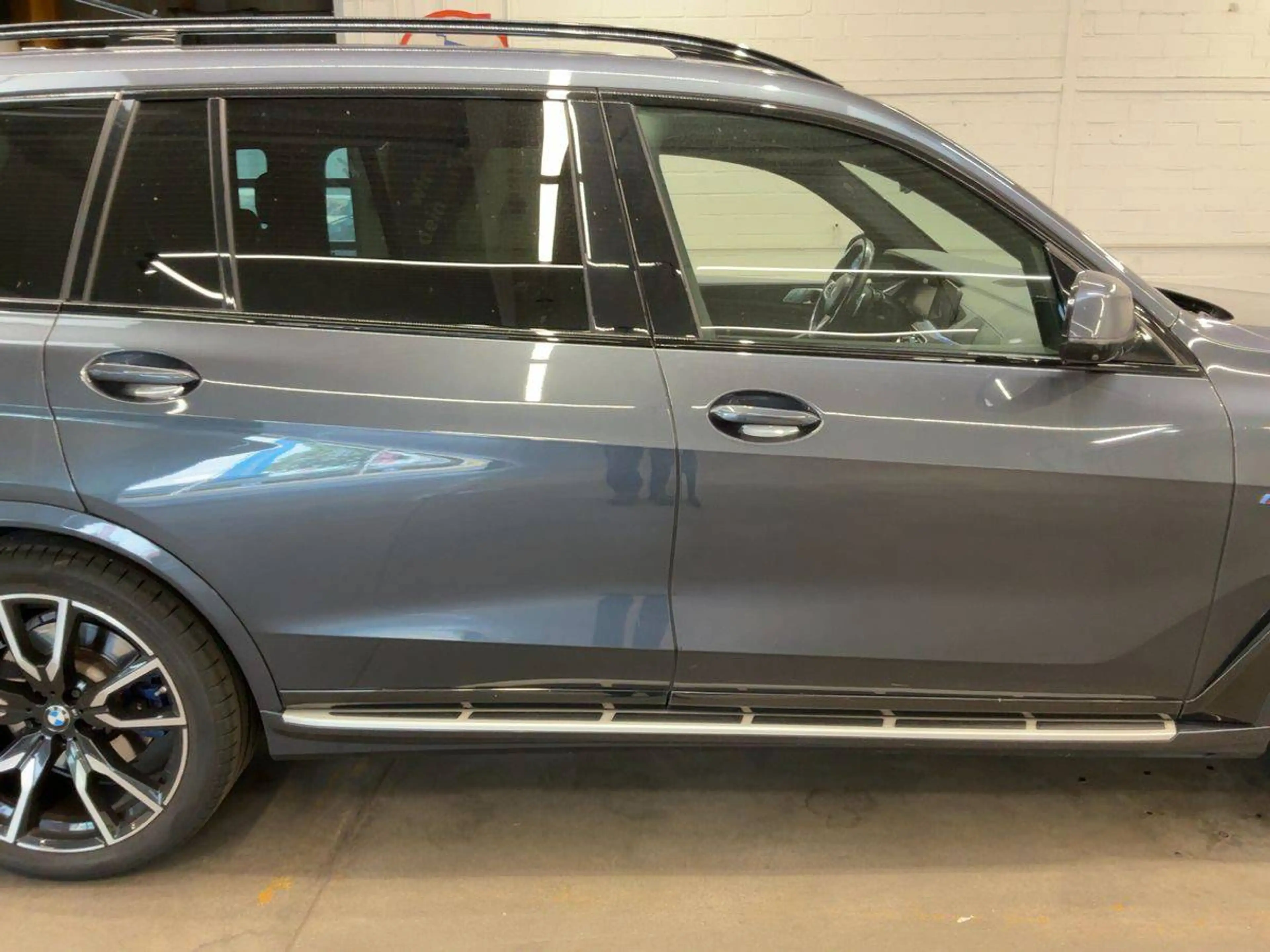 BMW X7 xDrive 40 d M Sport — photo 8