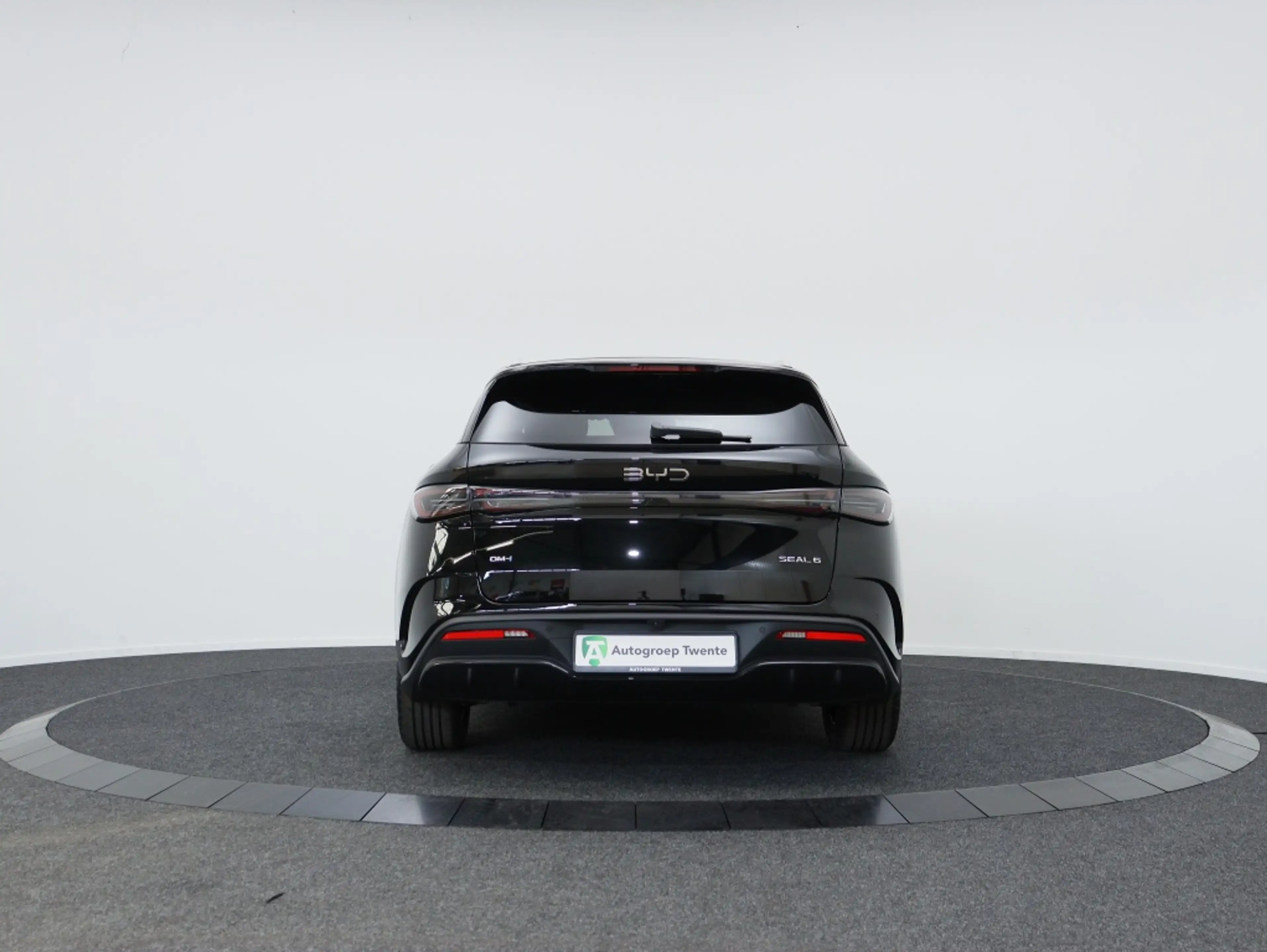 BYD Seal 6 Touring 1.5 DM-i Comfort | Panoramadak | Private L — photo 9