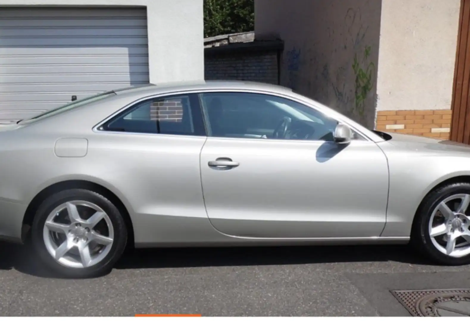 Audi A5 Coupé 2,0 TDI quattro DPF - 2