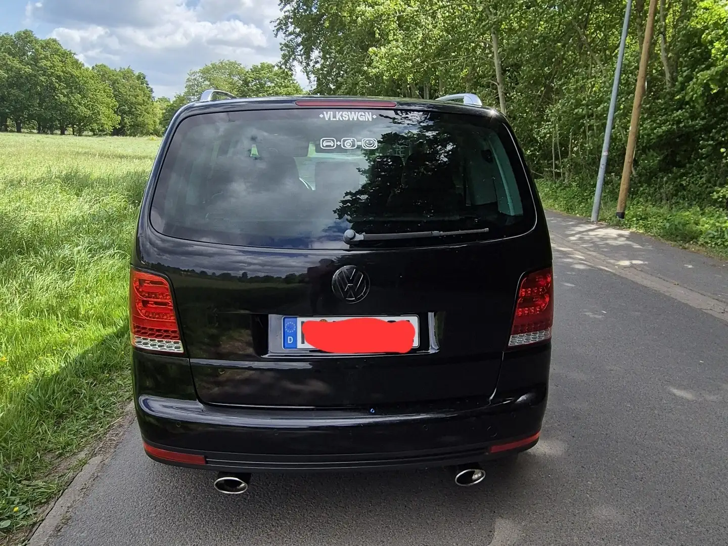 Volkswagen Touran Highline, 7 Sitzer, Tuning Schwarz - 2