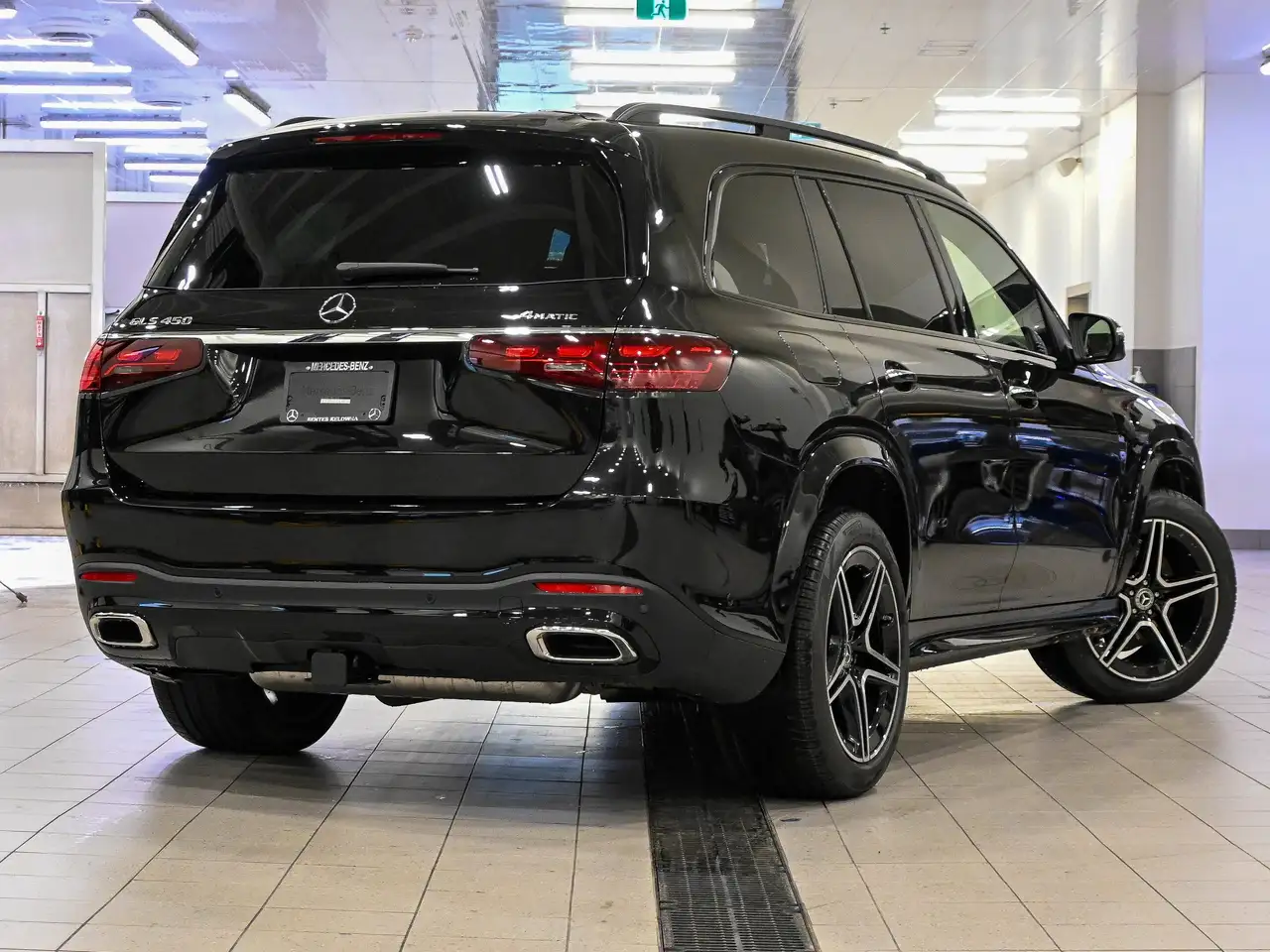 Mercedes-Benz GLS снимка Mercedes-Benz GLS