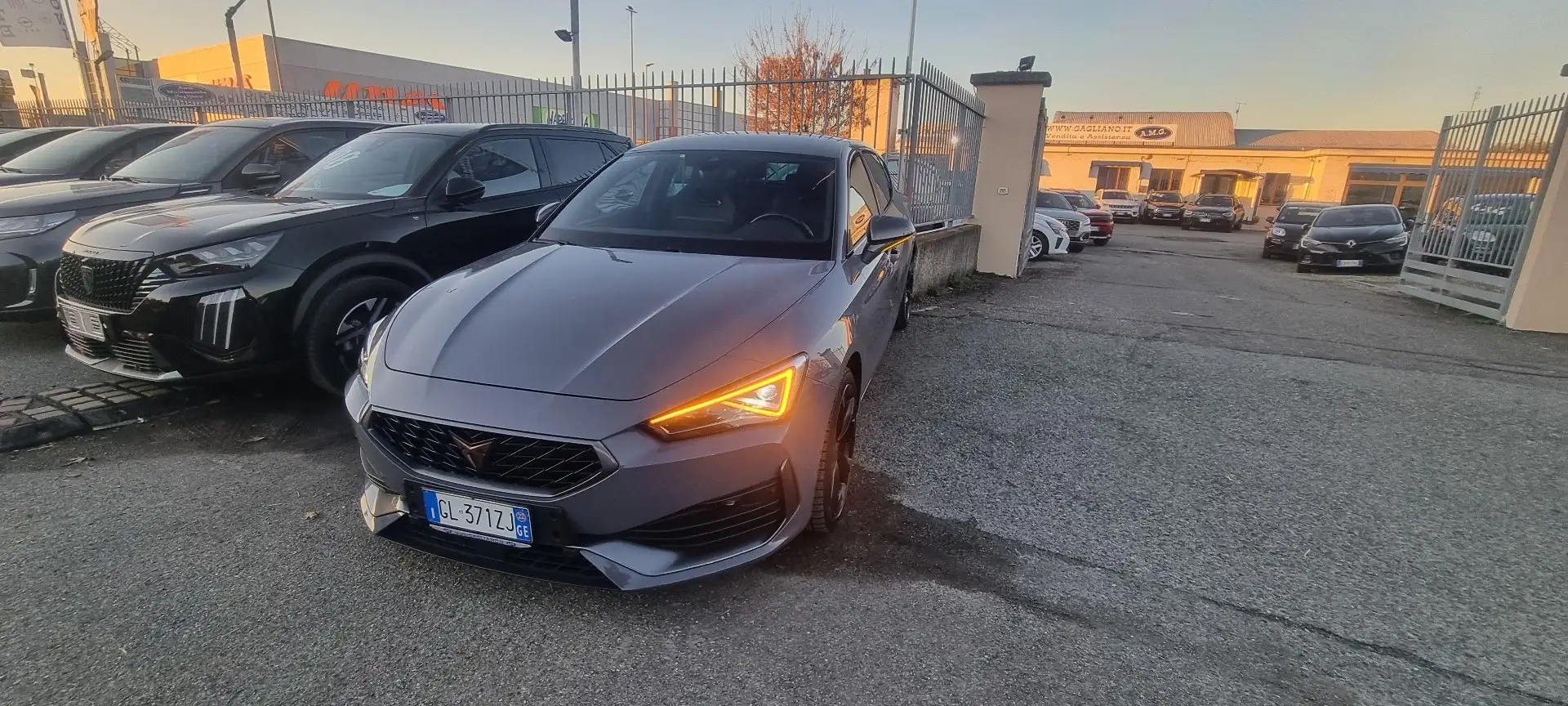 CUPRA Leon 1.5 hybrid 150cv dsg - 2