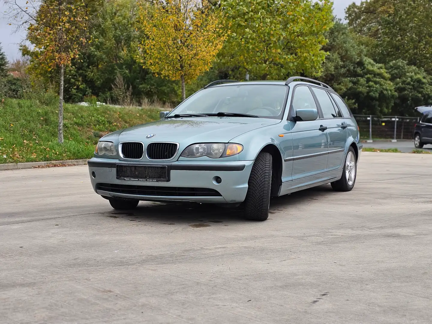 BMW 318 318d touring Grün - 1